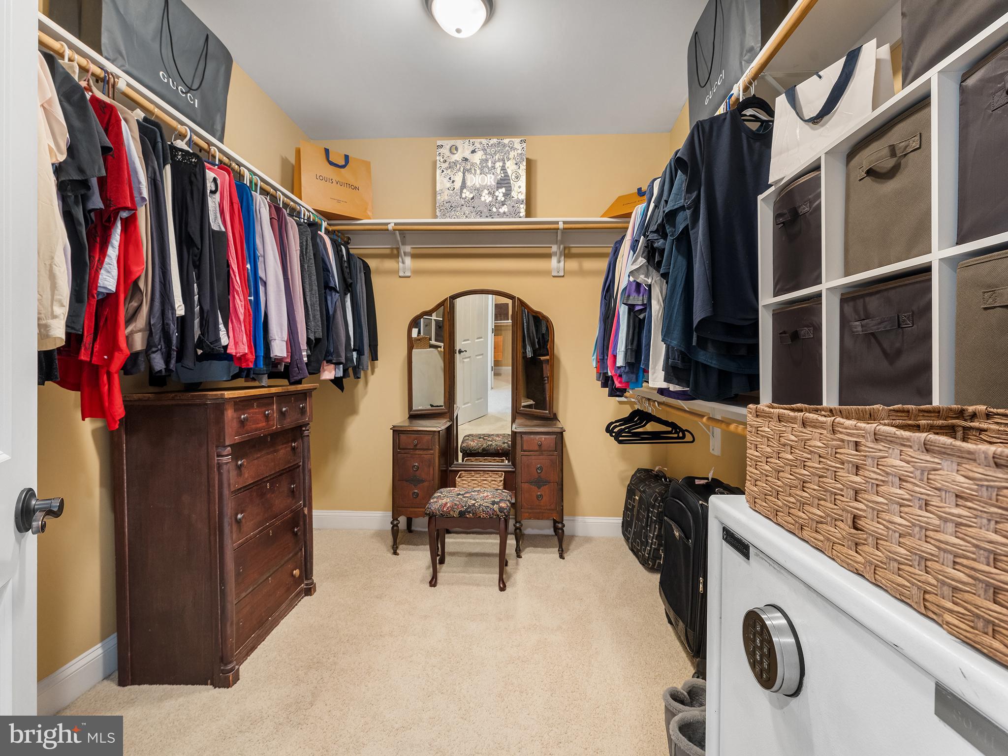 HIGHLAND OAKS - Residential