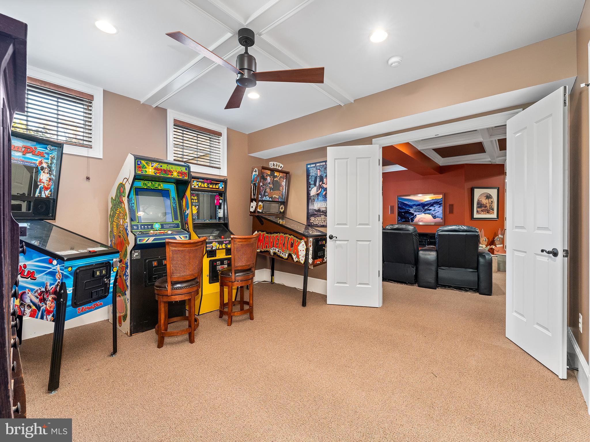 HIGHLAND OAKS - Residential