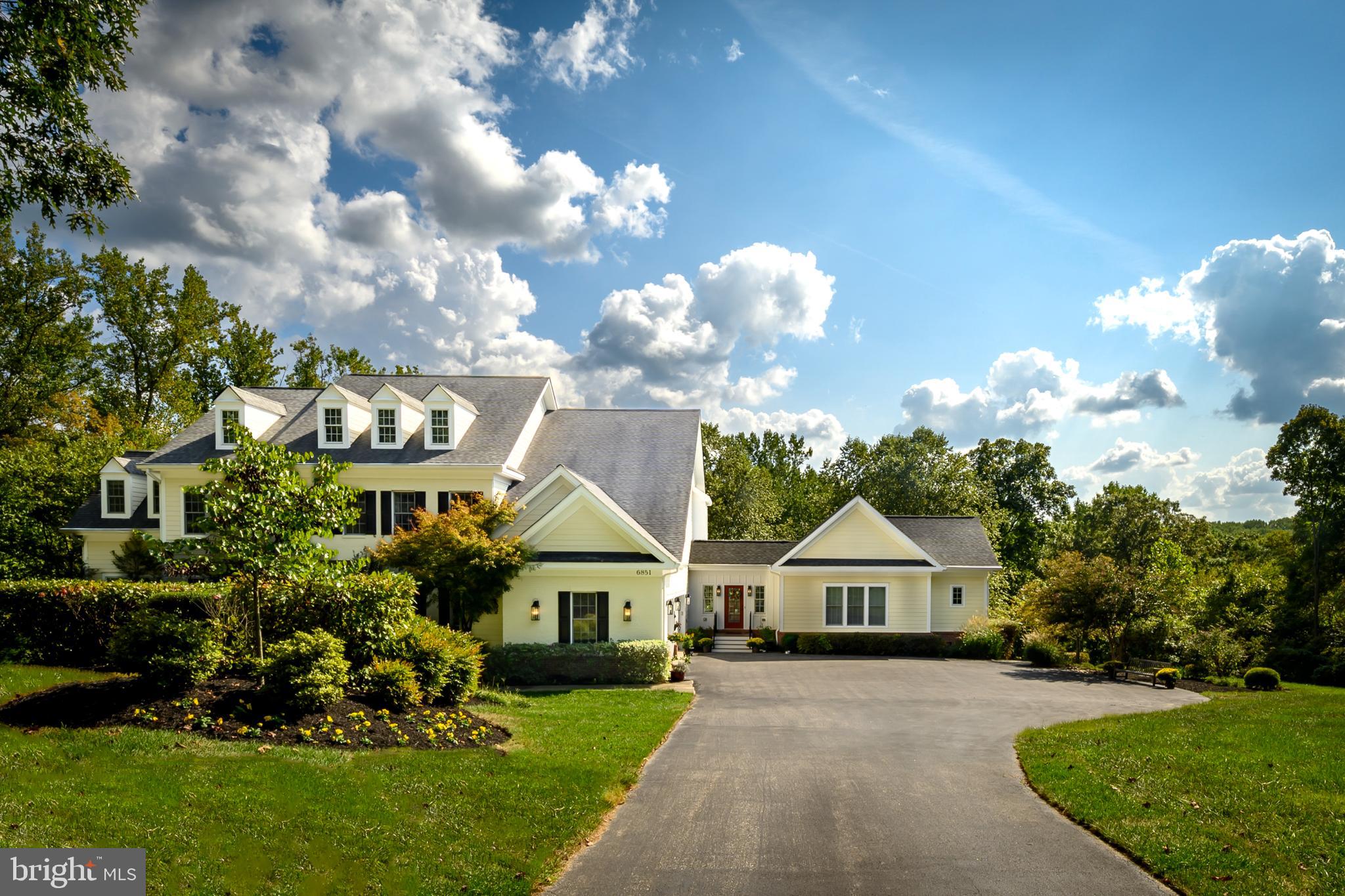 HIGHLAND OAKS - Residential