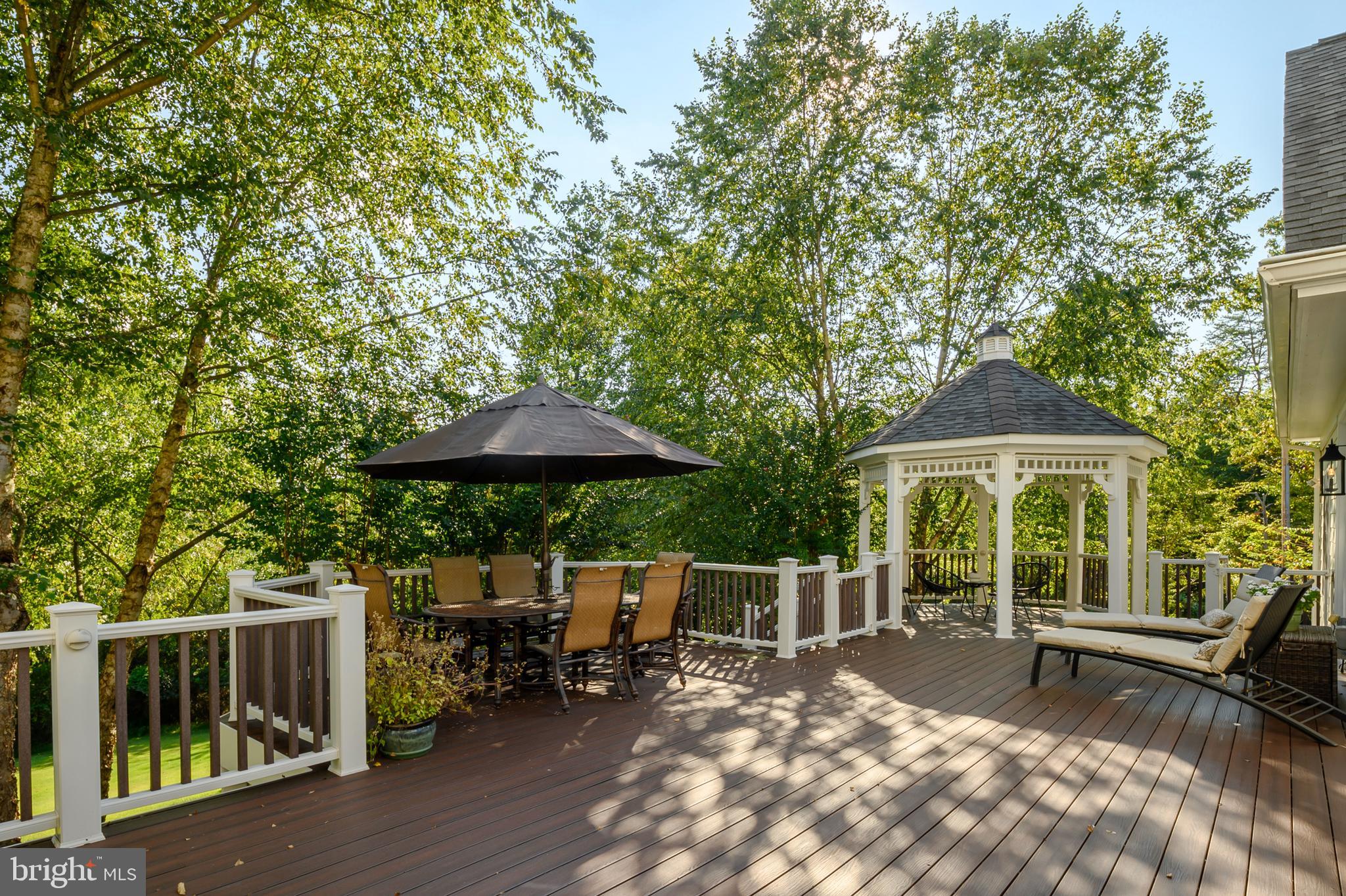 HIGHLAND OAKS - Residential