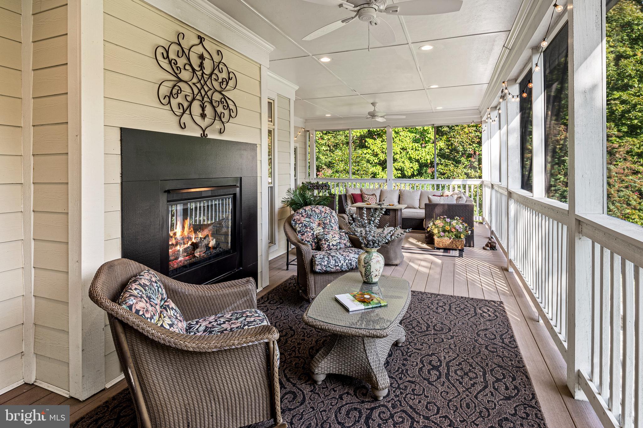 HIGHLAND OAKS - Residential