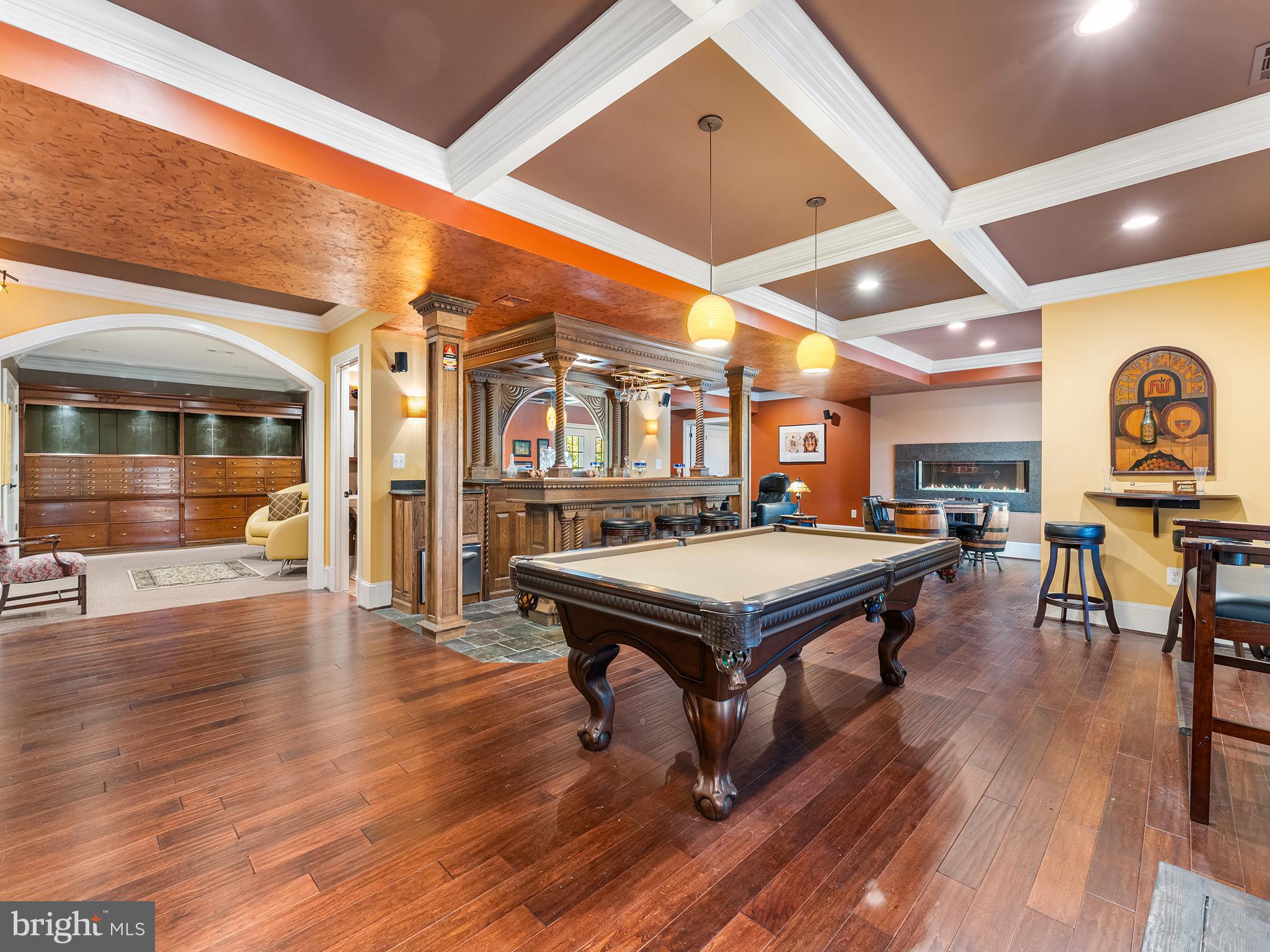 HIGHLAND OAKS - Residential