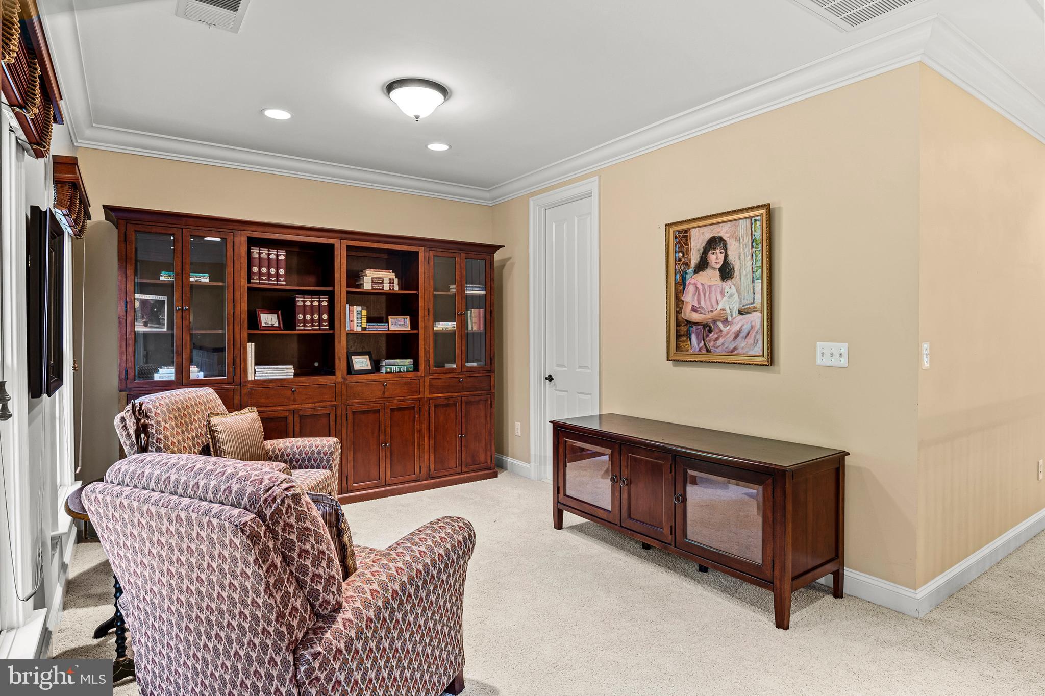 HIGHLAND OAKS - Residential