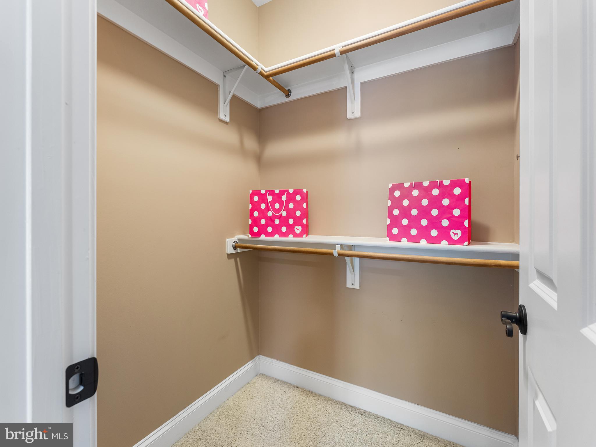 HIGHLAND OAKS - Residential