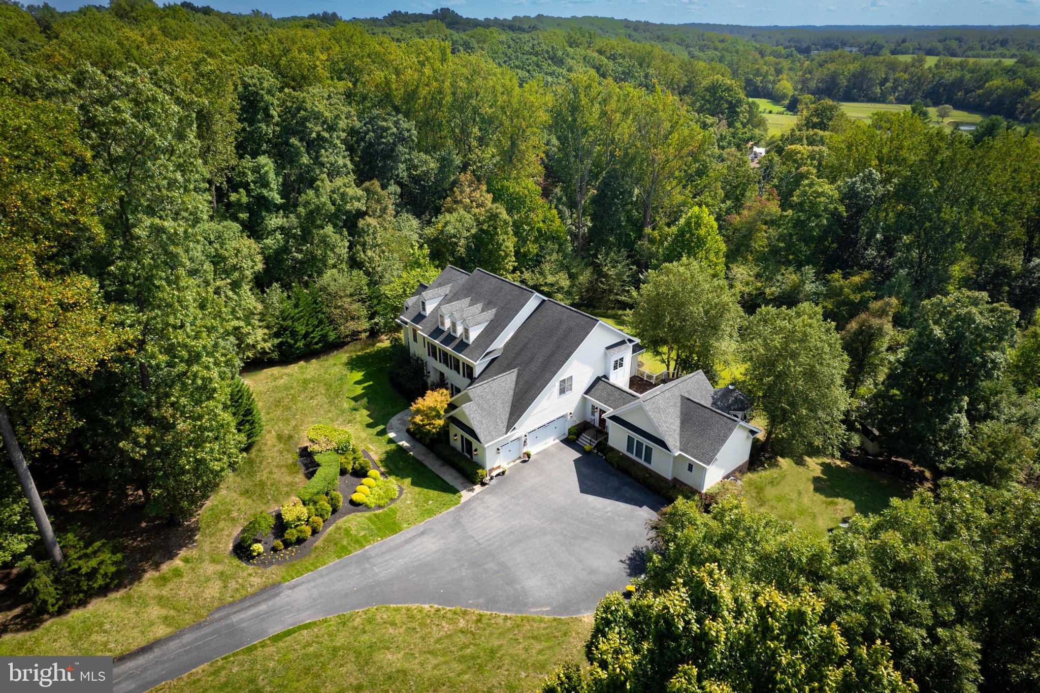 HIGHLAND OAKS - Residential