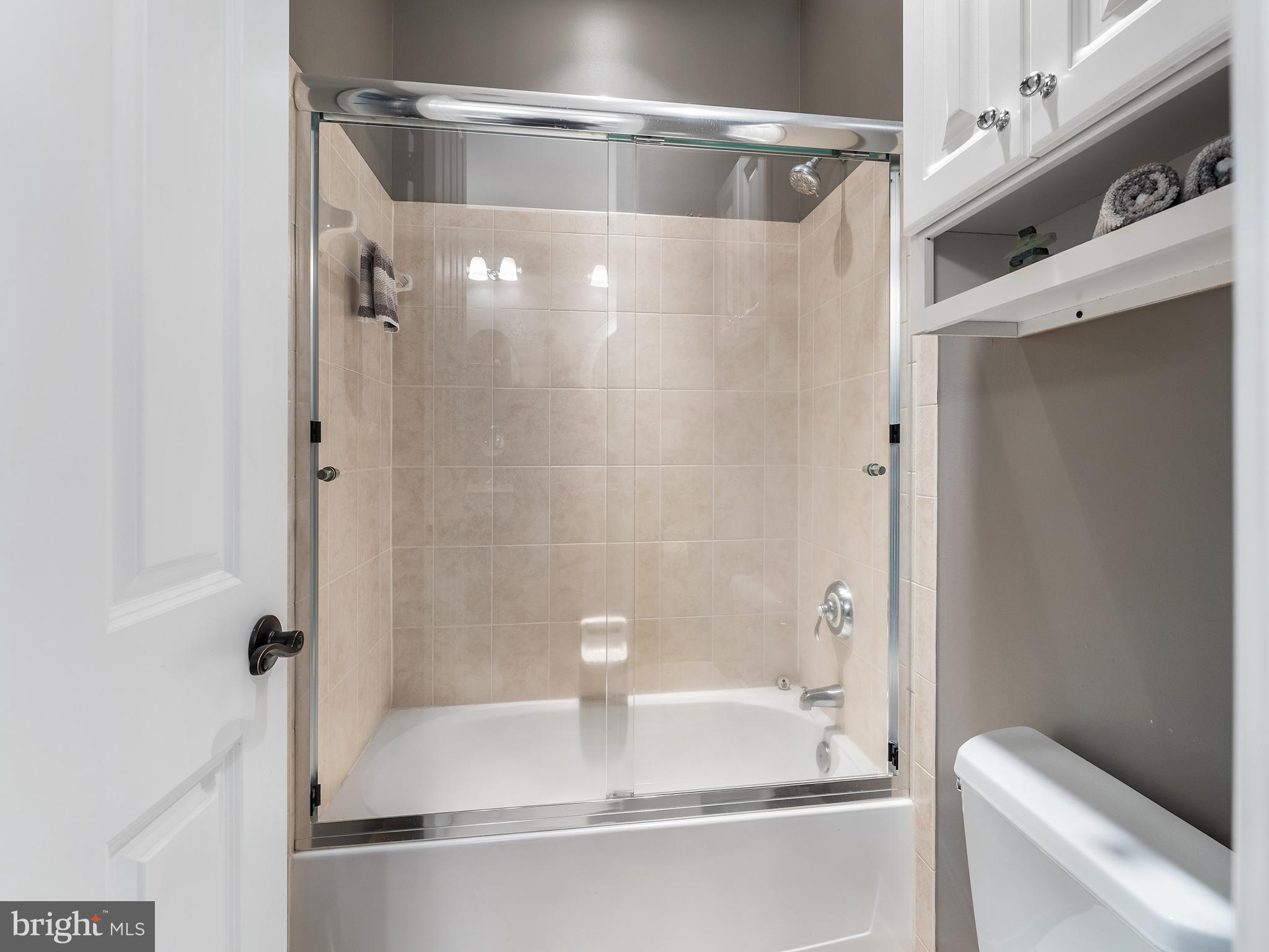 HIGHLAND OAKS - Residential