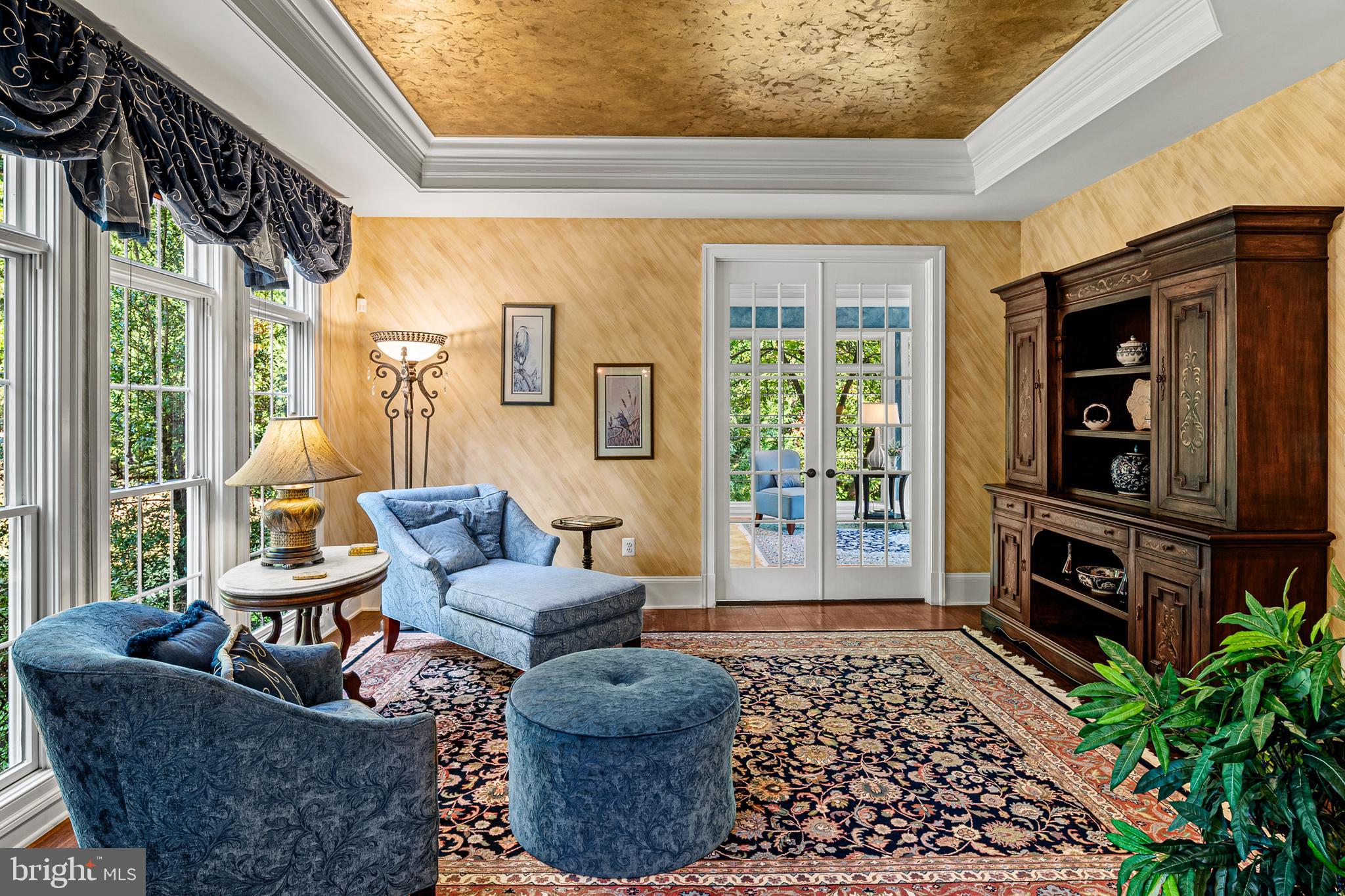 HIGHLAND OAKS - Residential