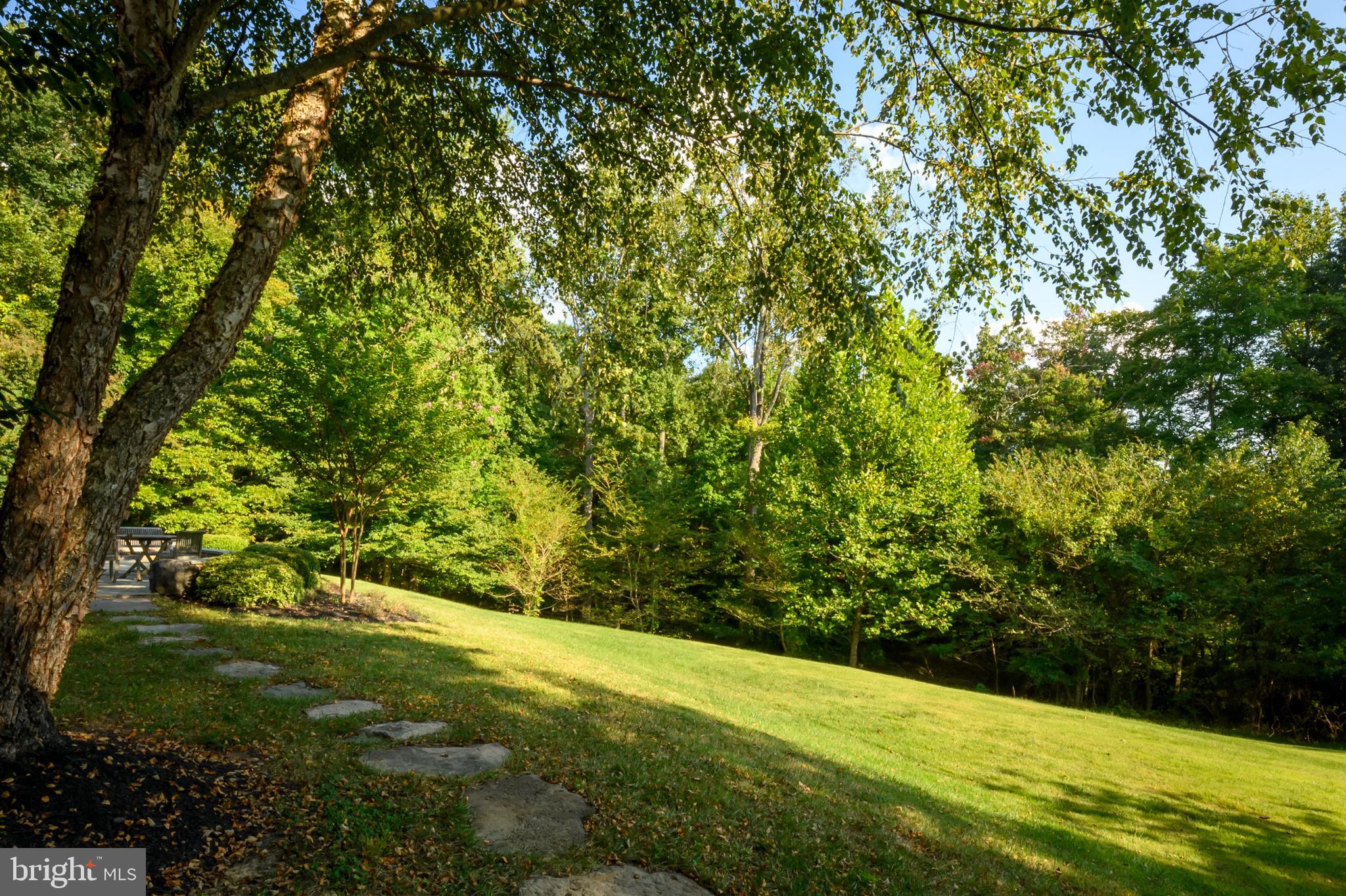 HIGHLAND OAKS - Residential