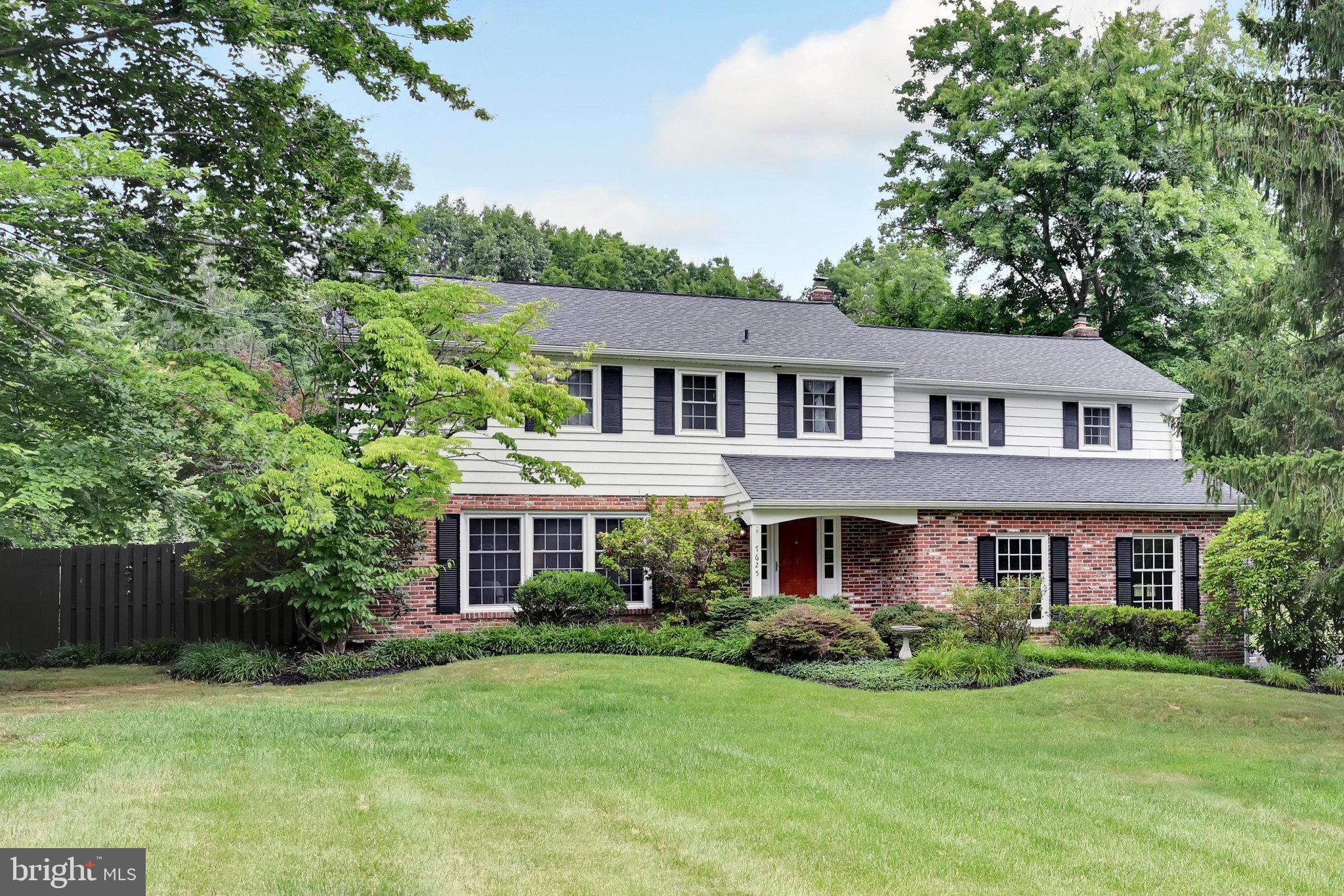 1625 E STRASBURG ROAD