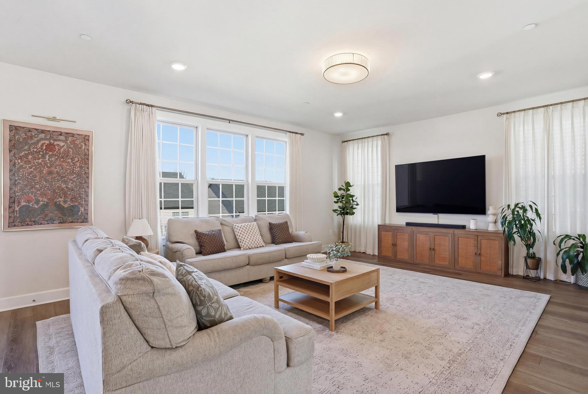 LAKE LINGANORE OAKDALE - Residential