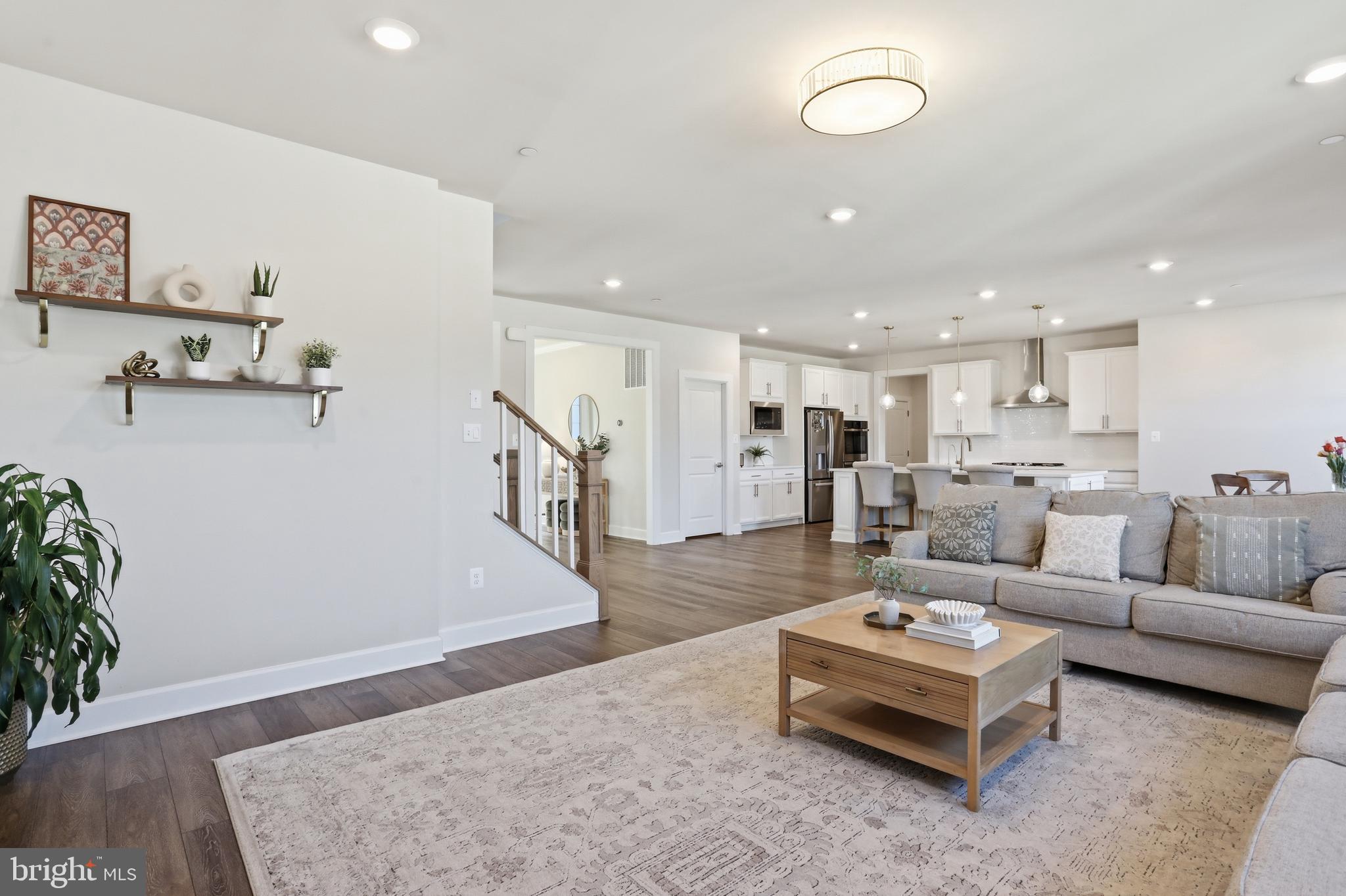 LAKE LINGANORE OAKDALE - Residential