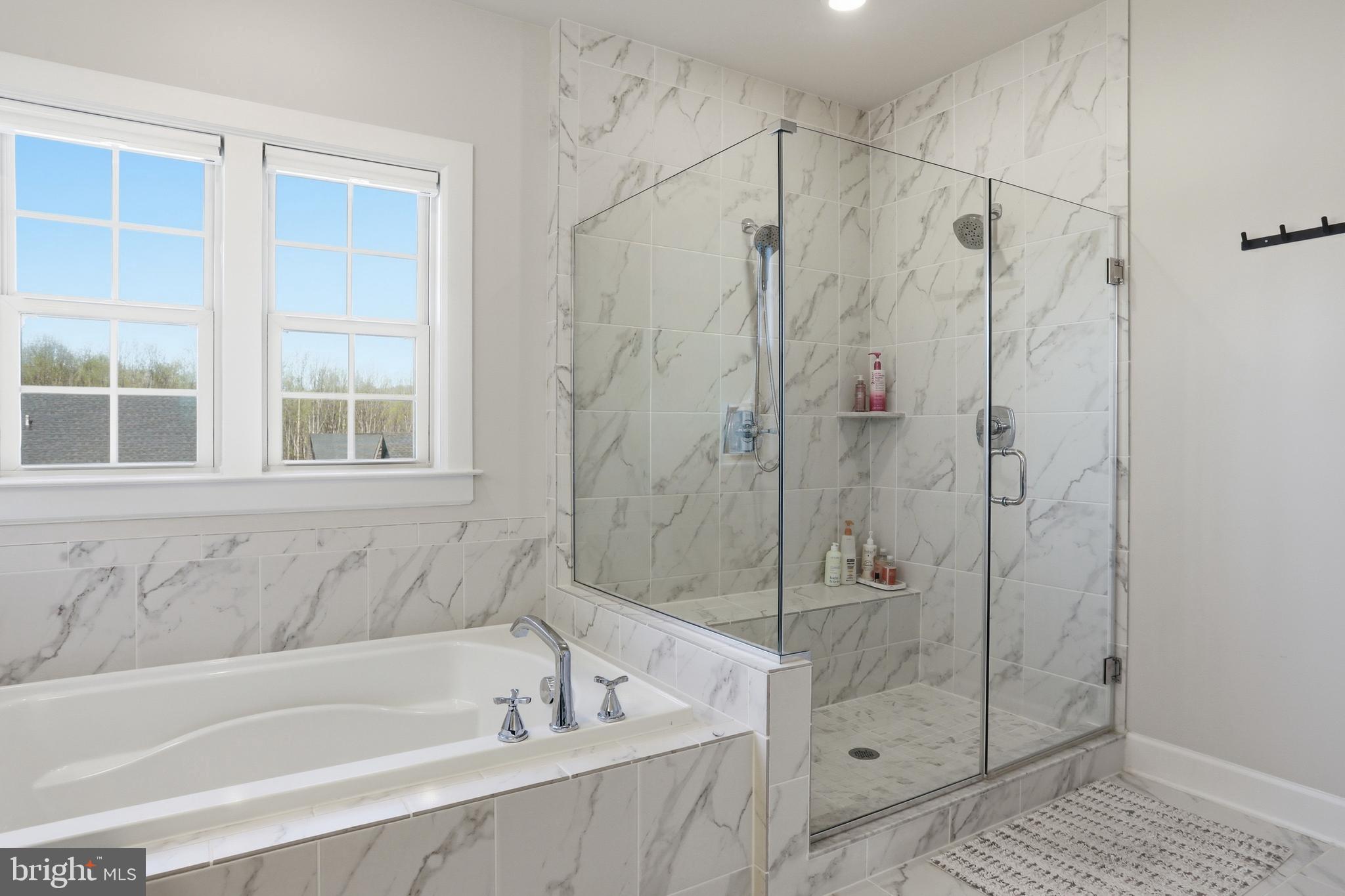 LAKE LINGANORE OAKDALE - Residential