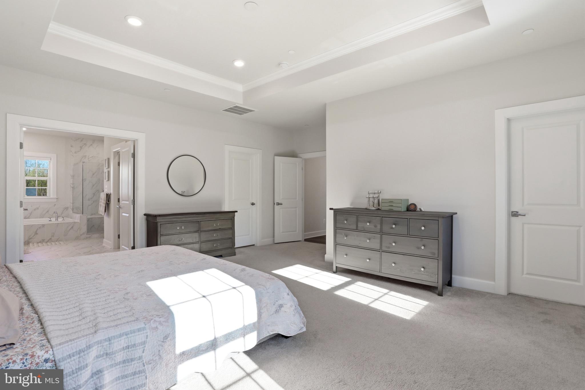 LAKE LINGANORE OAKDALE - Residential