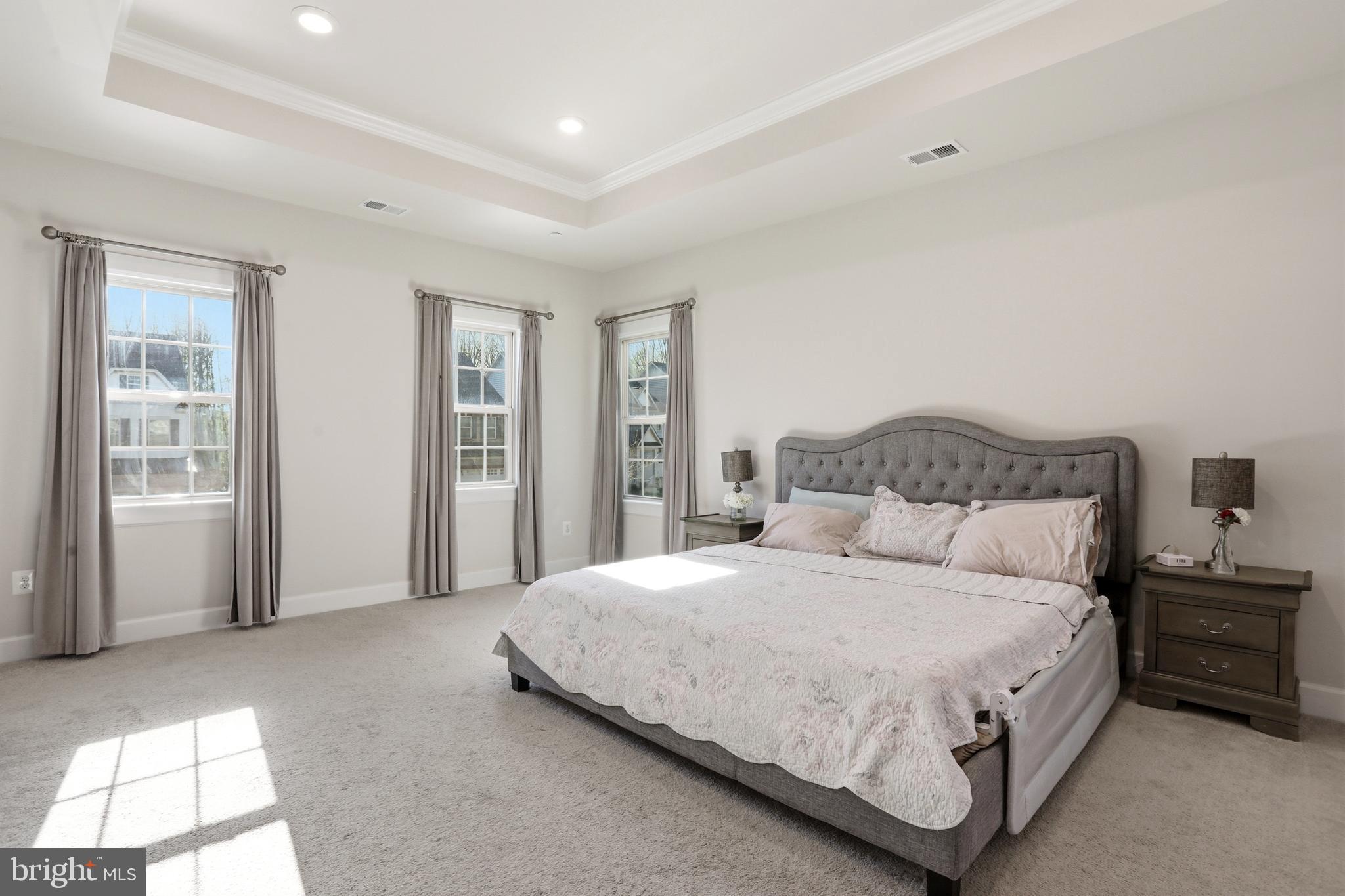 LAKE LINGANORE OAKDALE - Residential