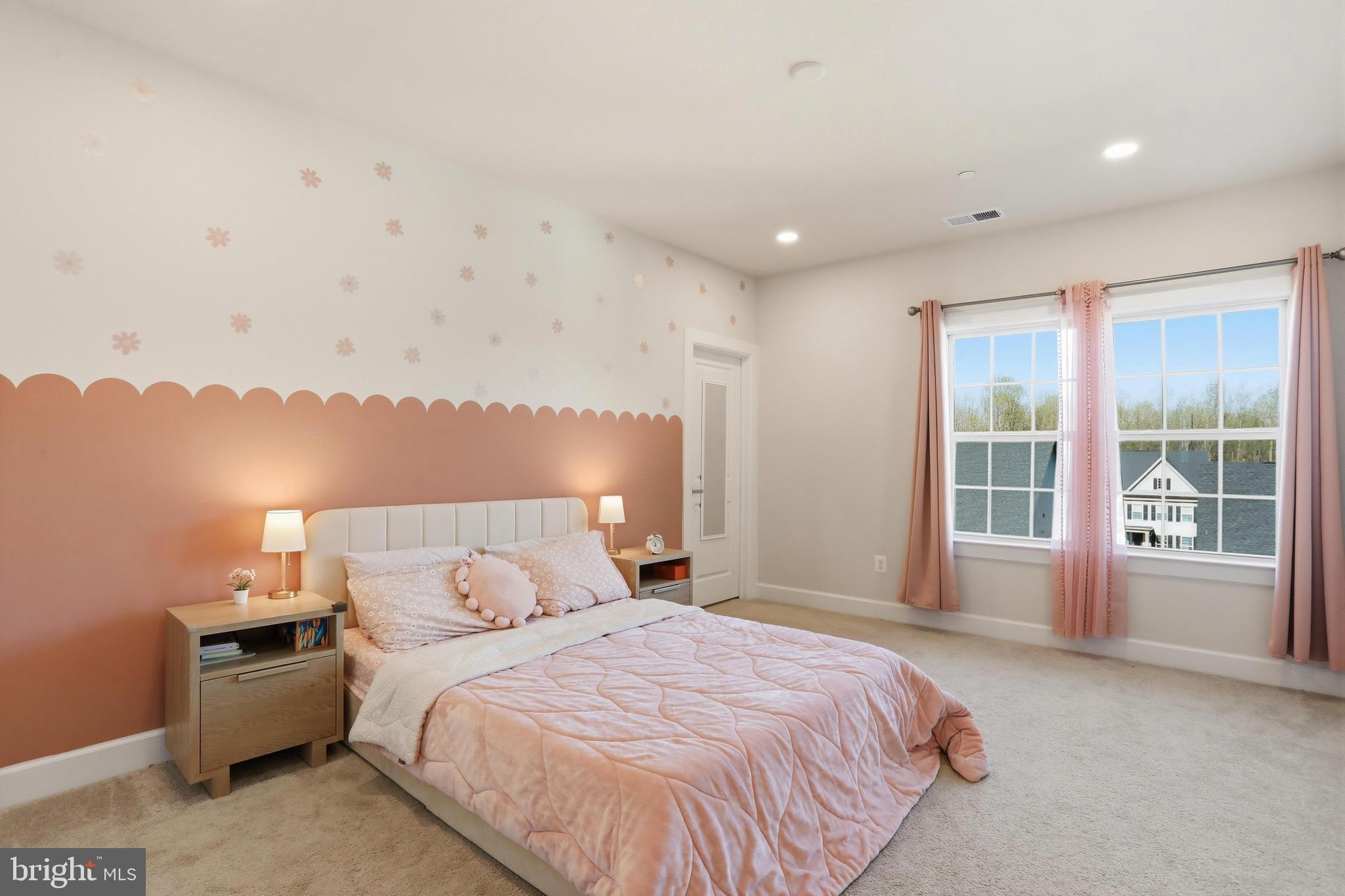 LAKE LINGANORE OAKDALE - Residential