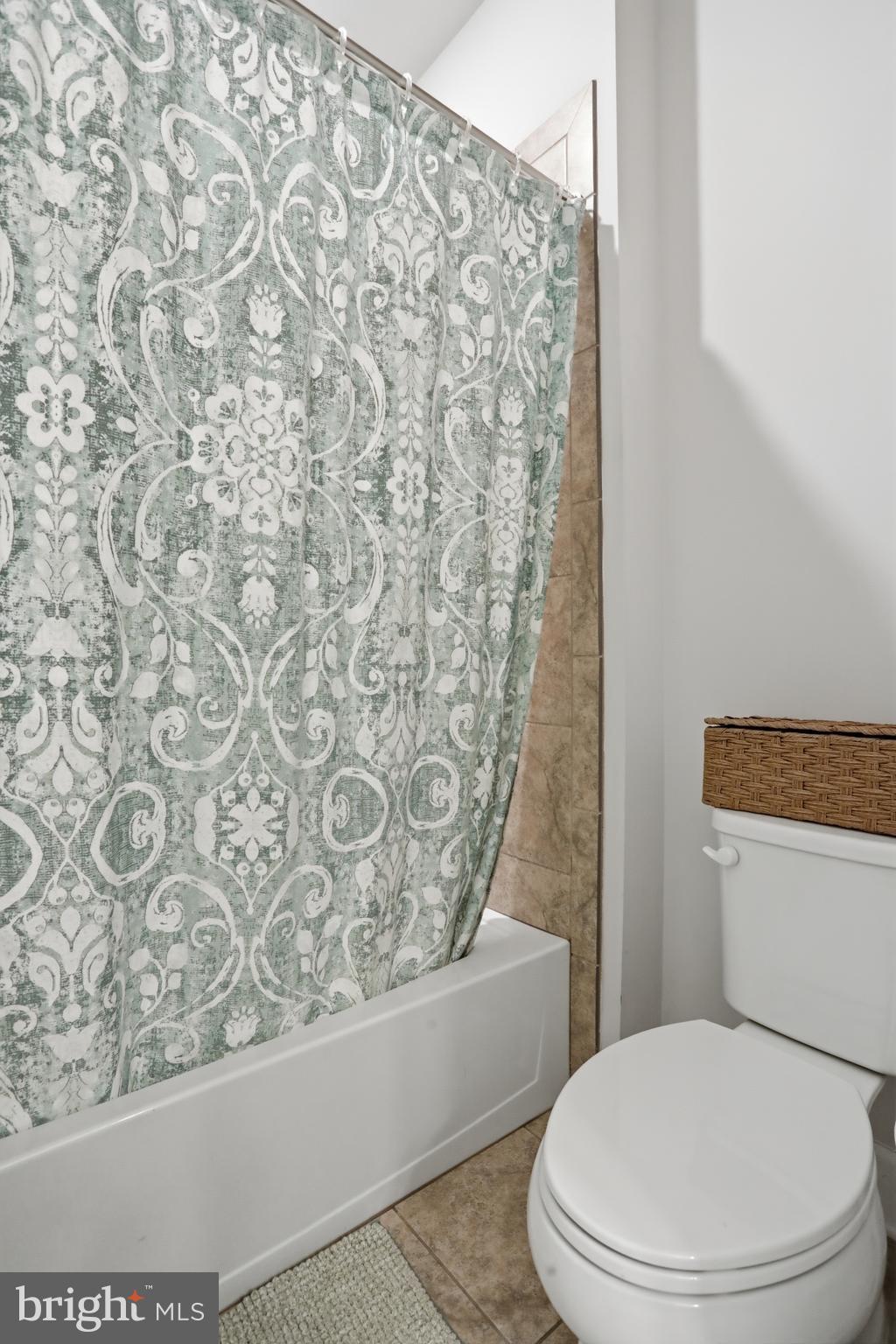 LAKE LINGANORE OAKDALE - Residential