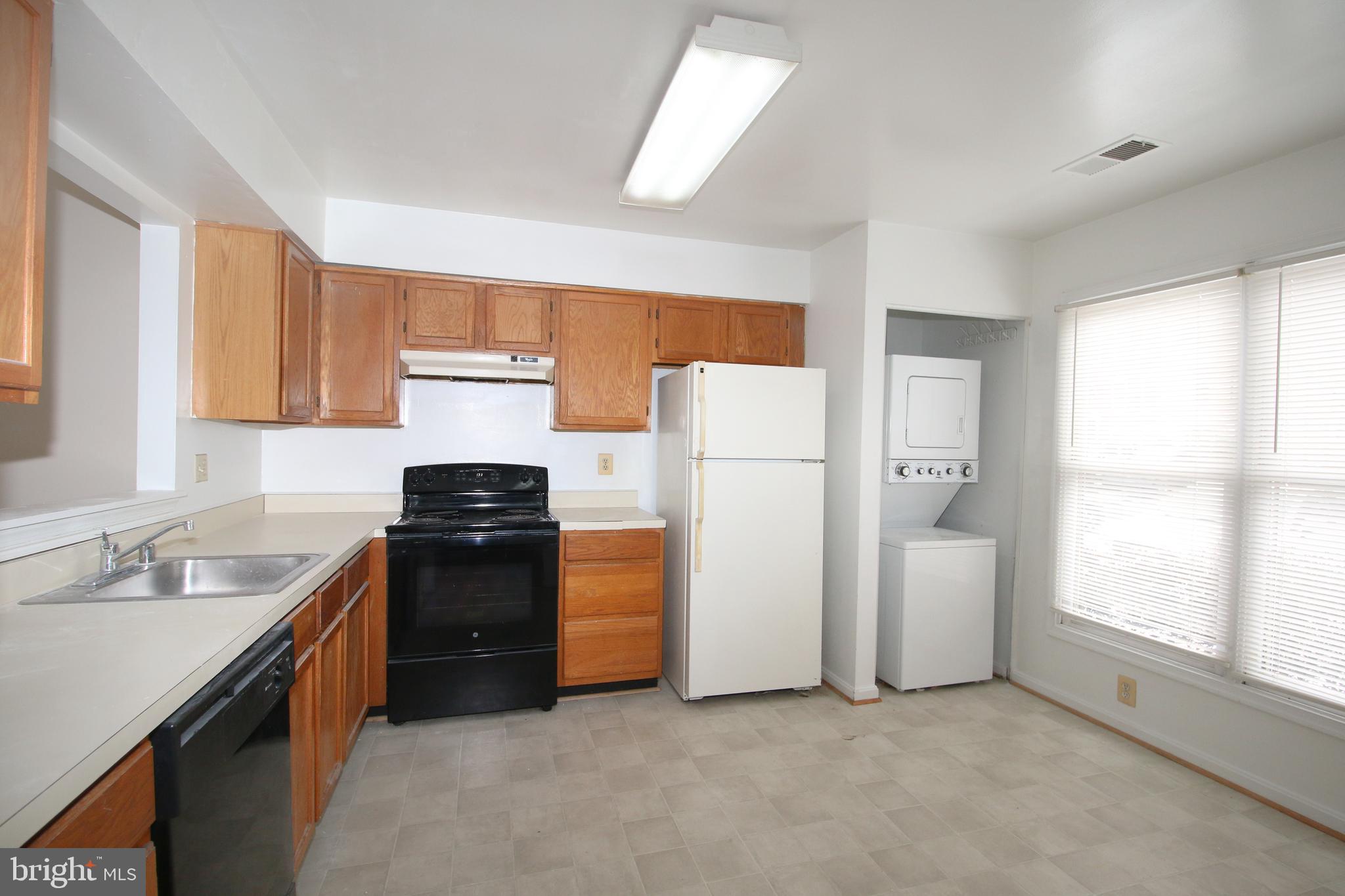 STONINGTON - Residential