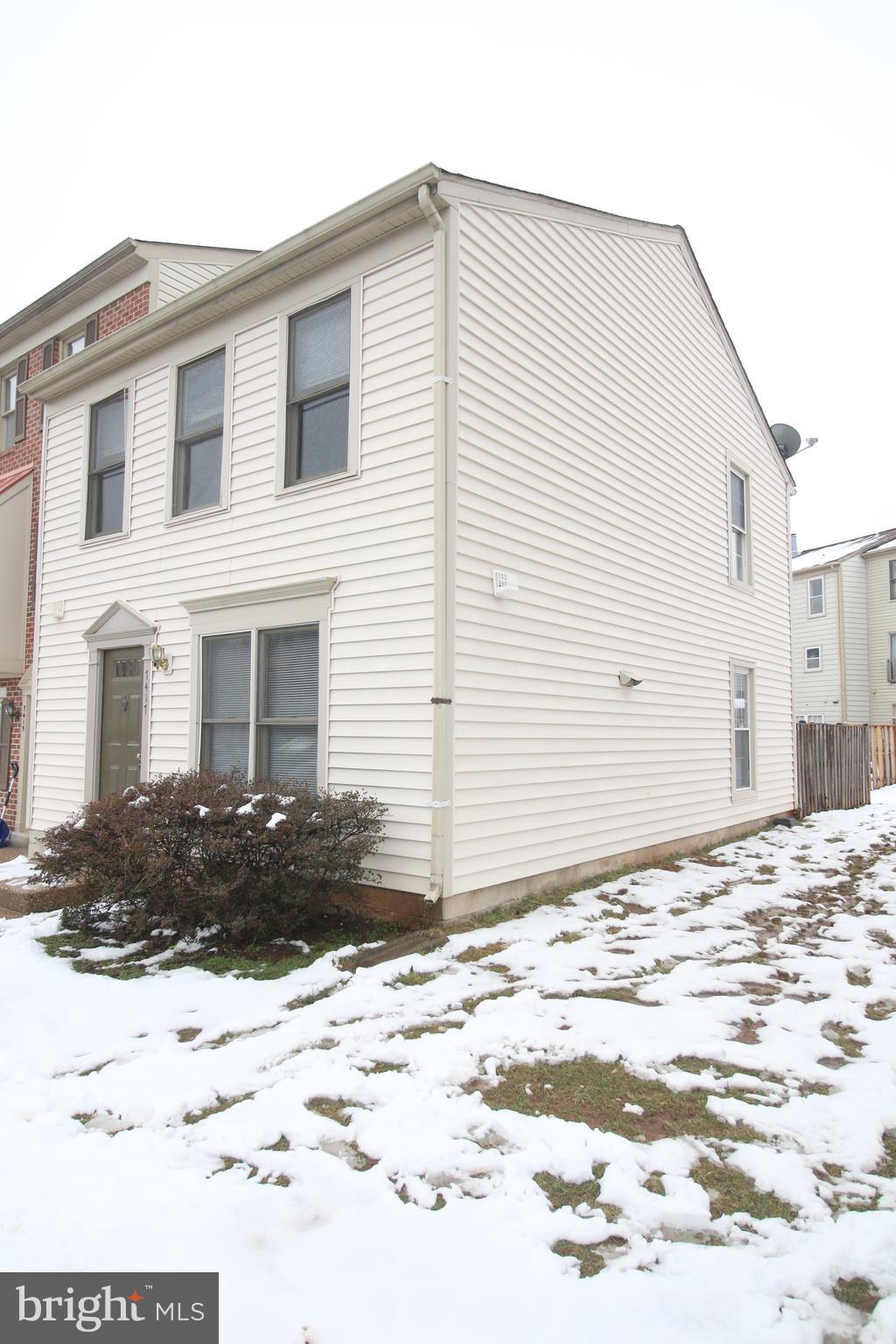 STONINGTON - Residential