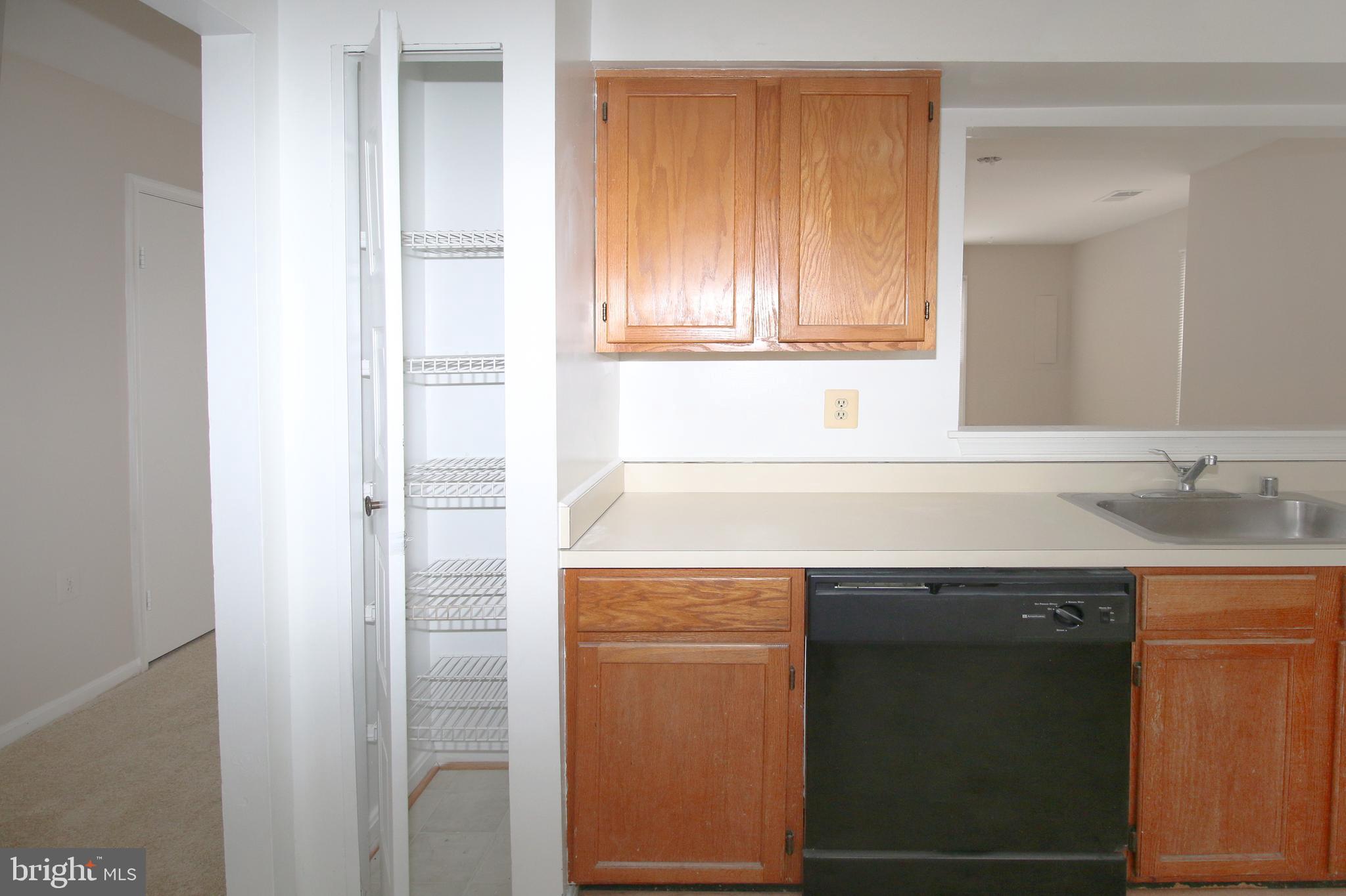 STONINGTON - Residential