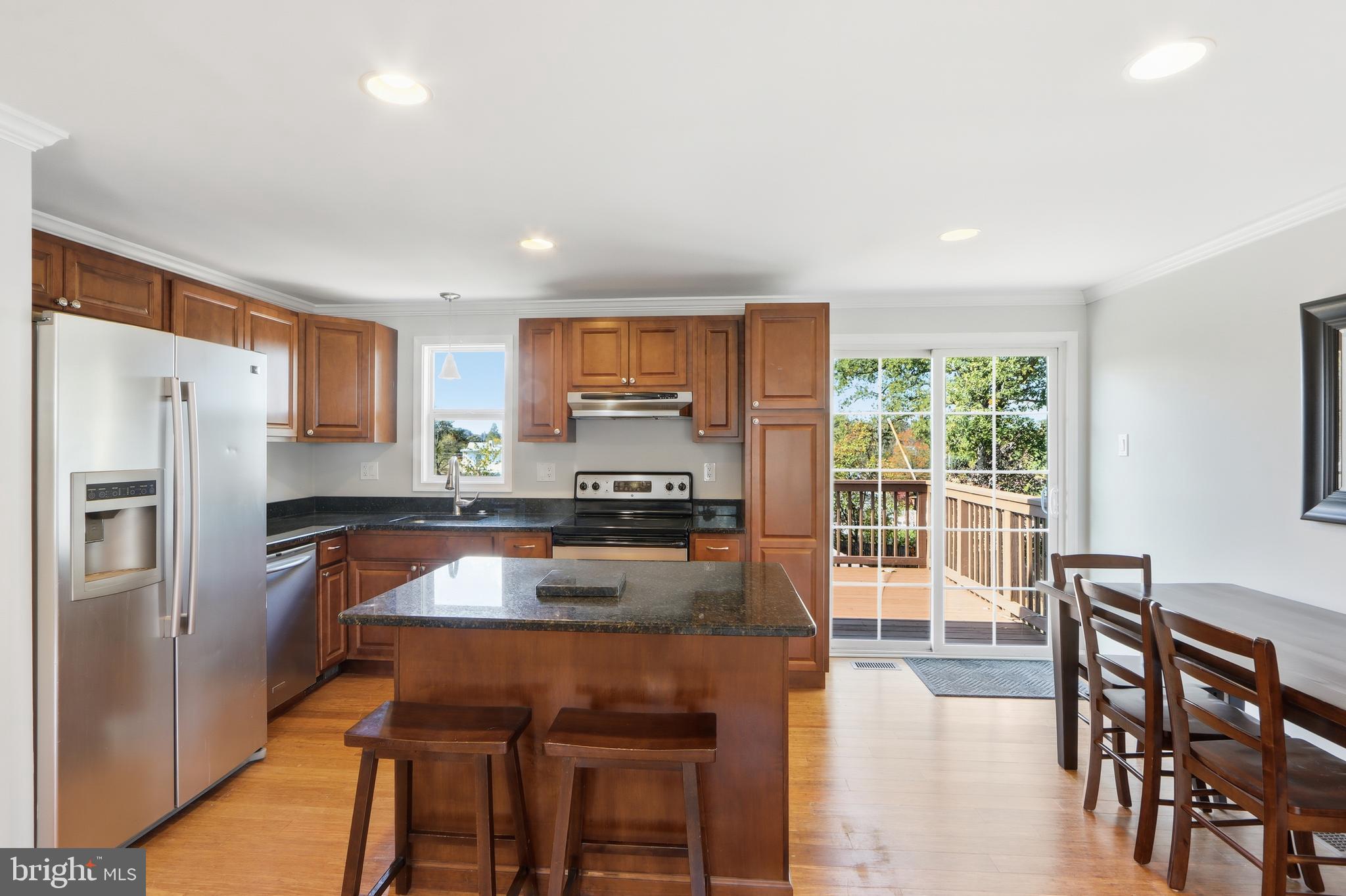 MONUMENTAL PARK - Residential