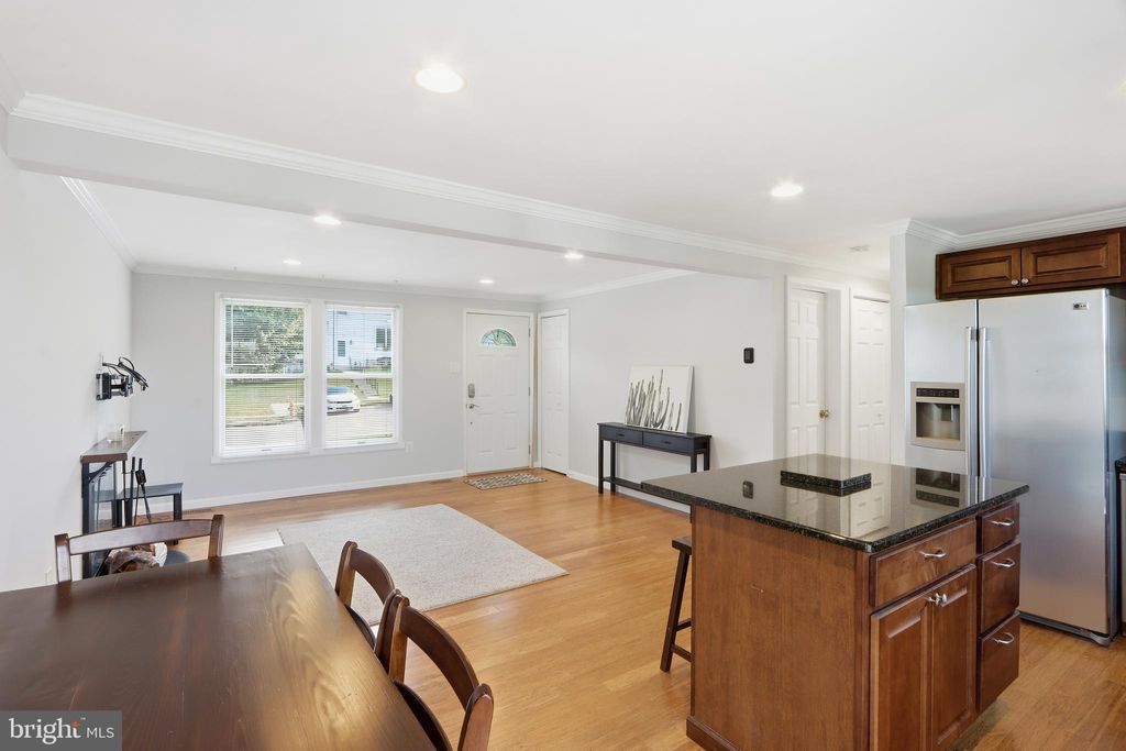 Photo of 2014 Putnam Road, HALETHORPE, MD 21227 (MLS # MDBC2136070)