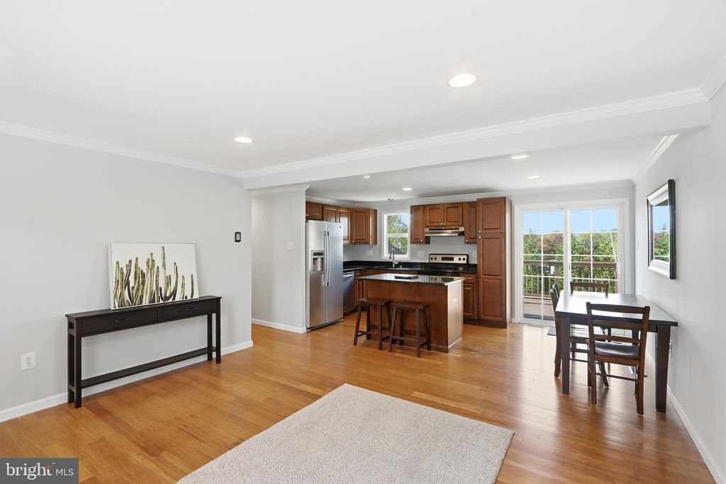 Photo of 2014 Putnam Road, HALETHORPE, MD 21227 (MLS # MDBC2136070)