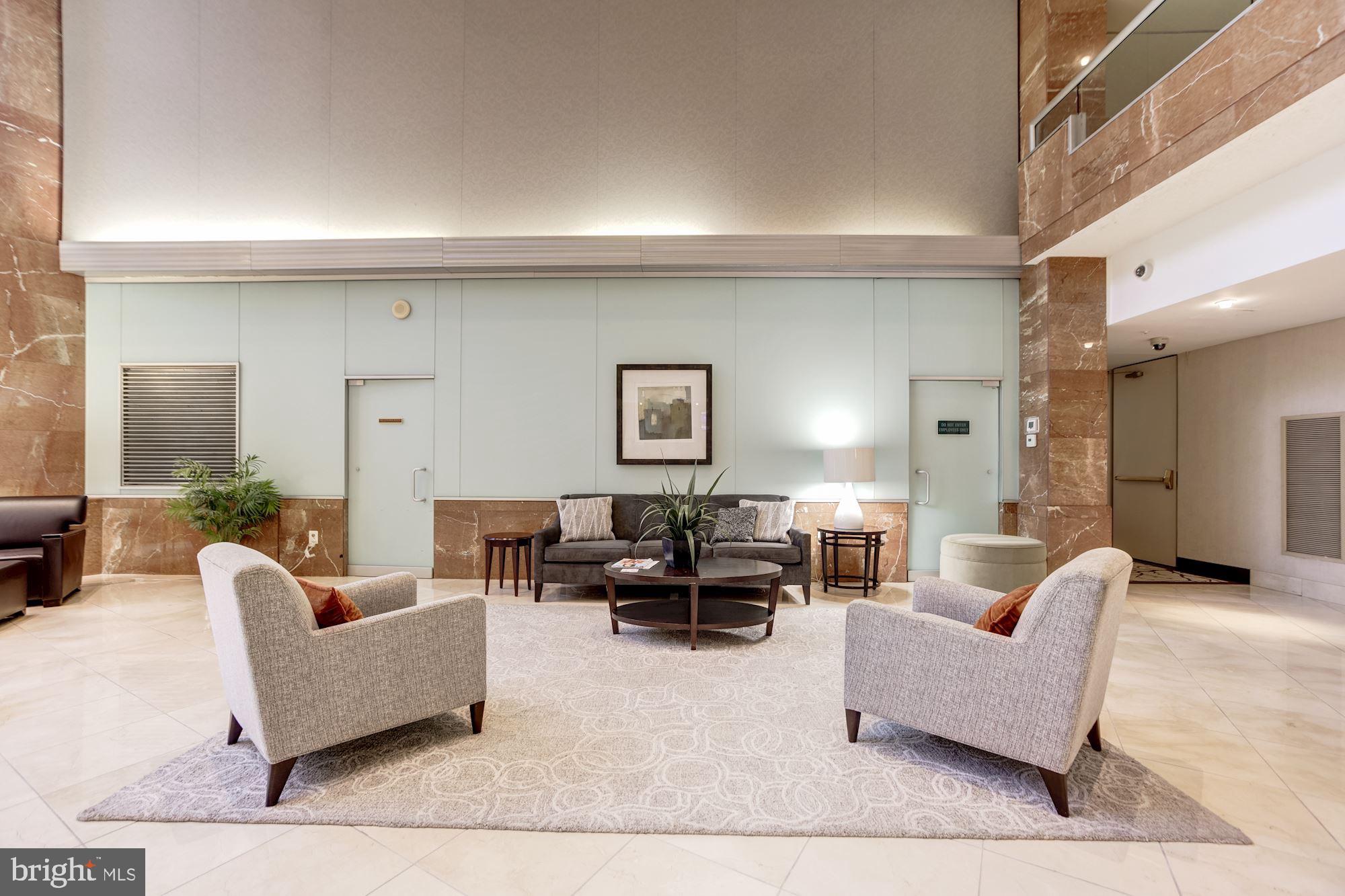 RENAISSANCE AT TYSONS - Residential Lease