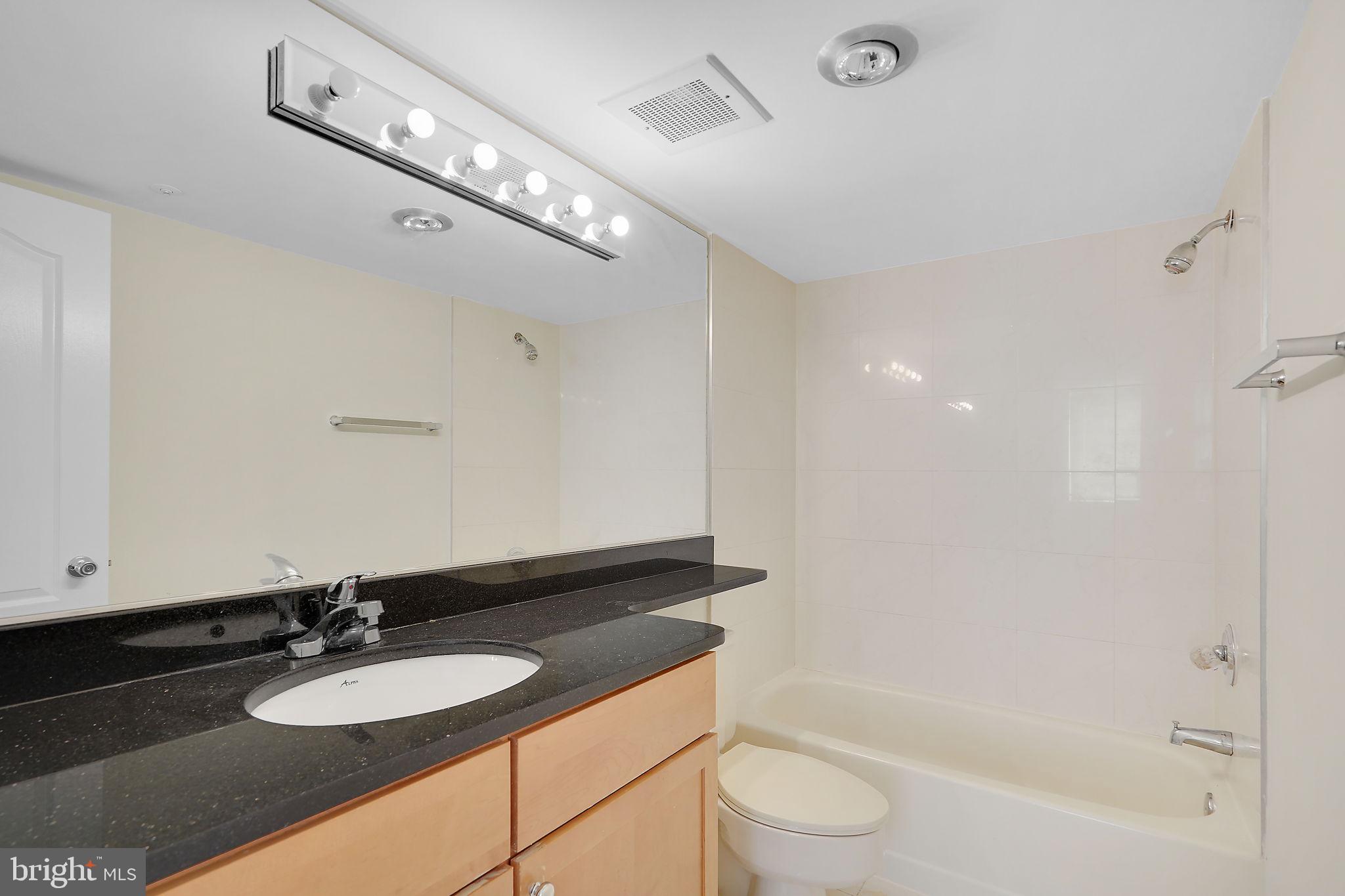 RENAISSANCE AT TYSONS - Residential Lease