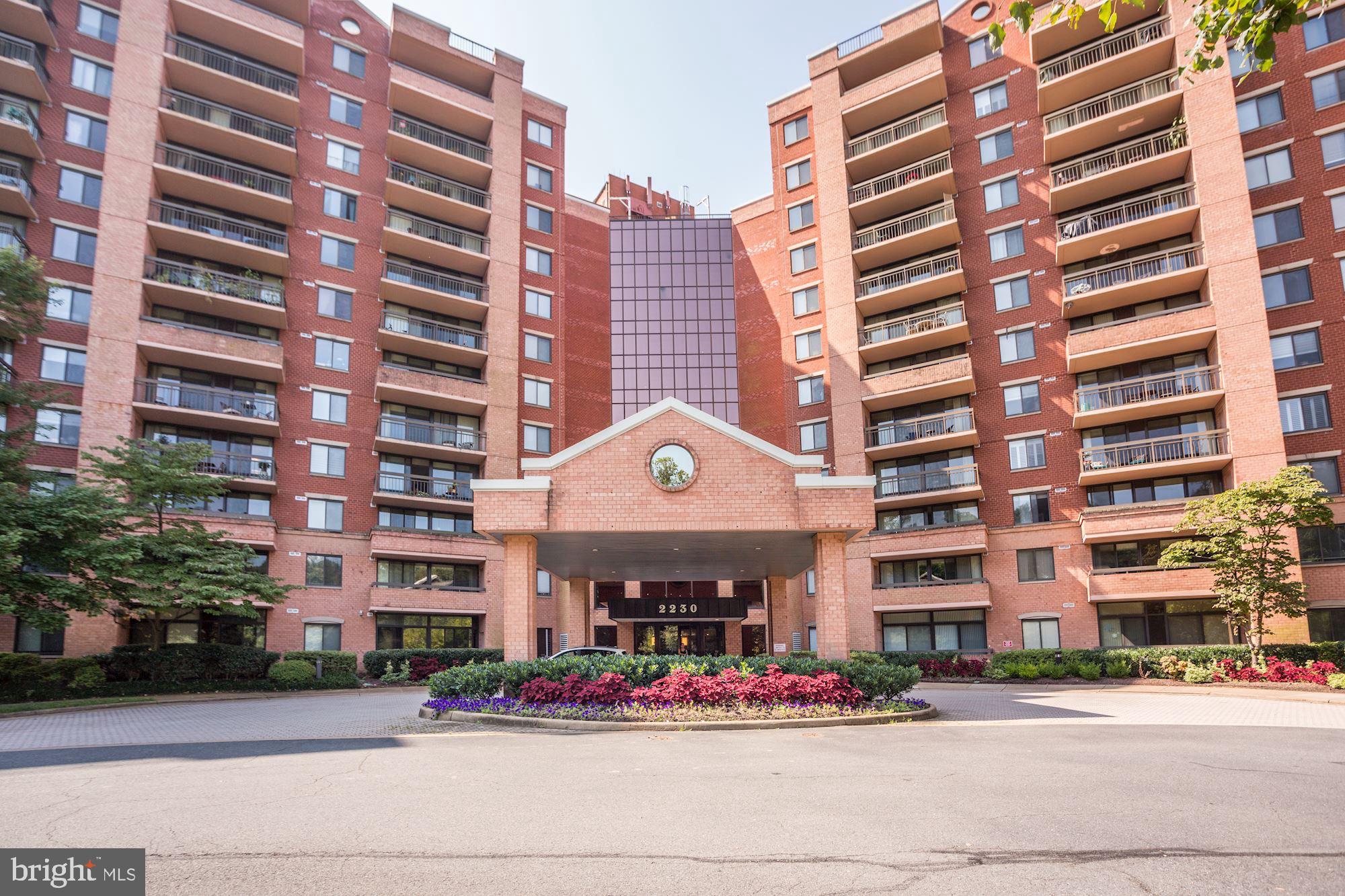 RENAISSANCE AT TYSONS - Residential Lease