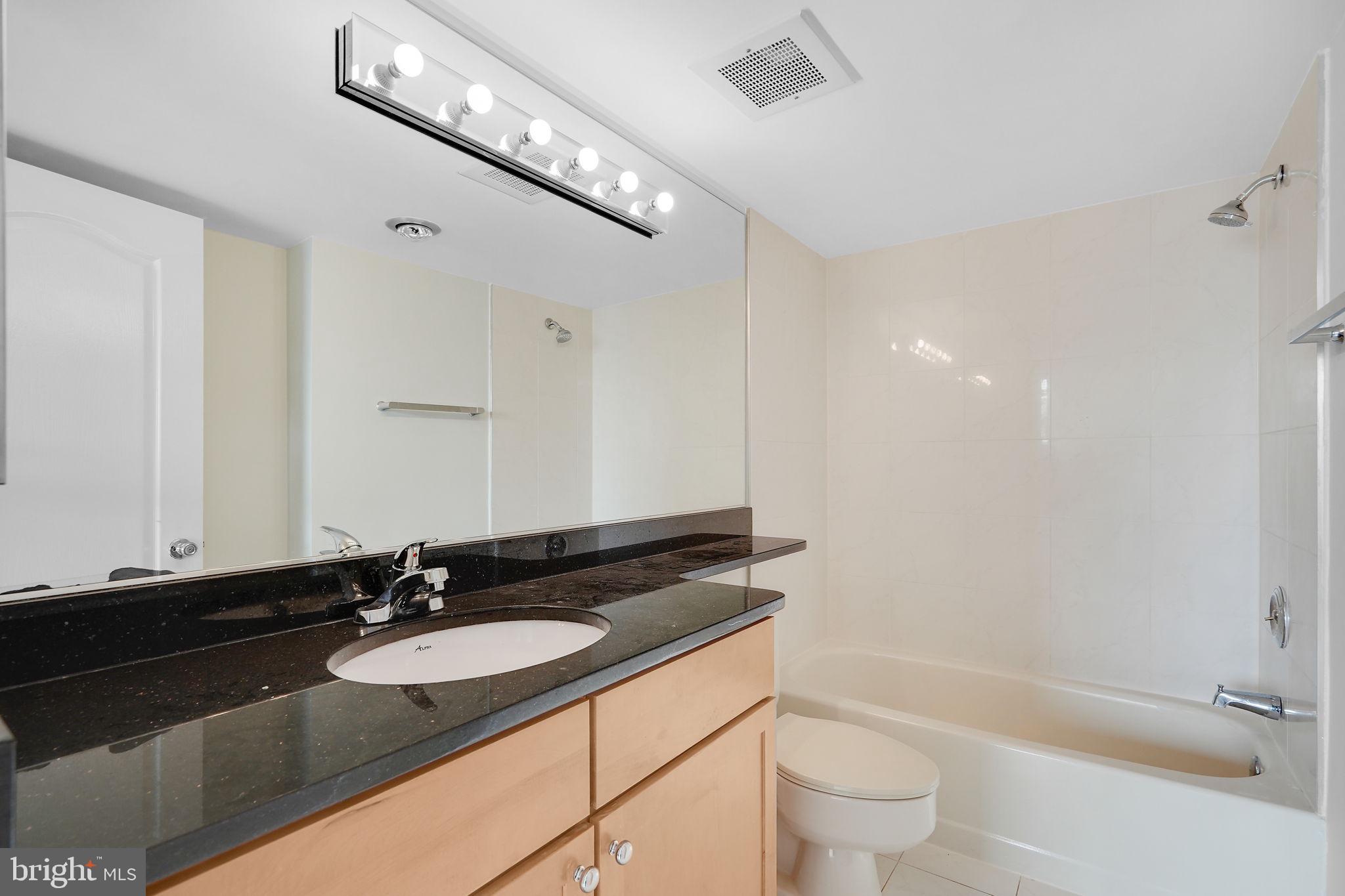 RENAISSANCE AT TYSONS - Residential Lease