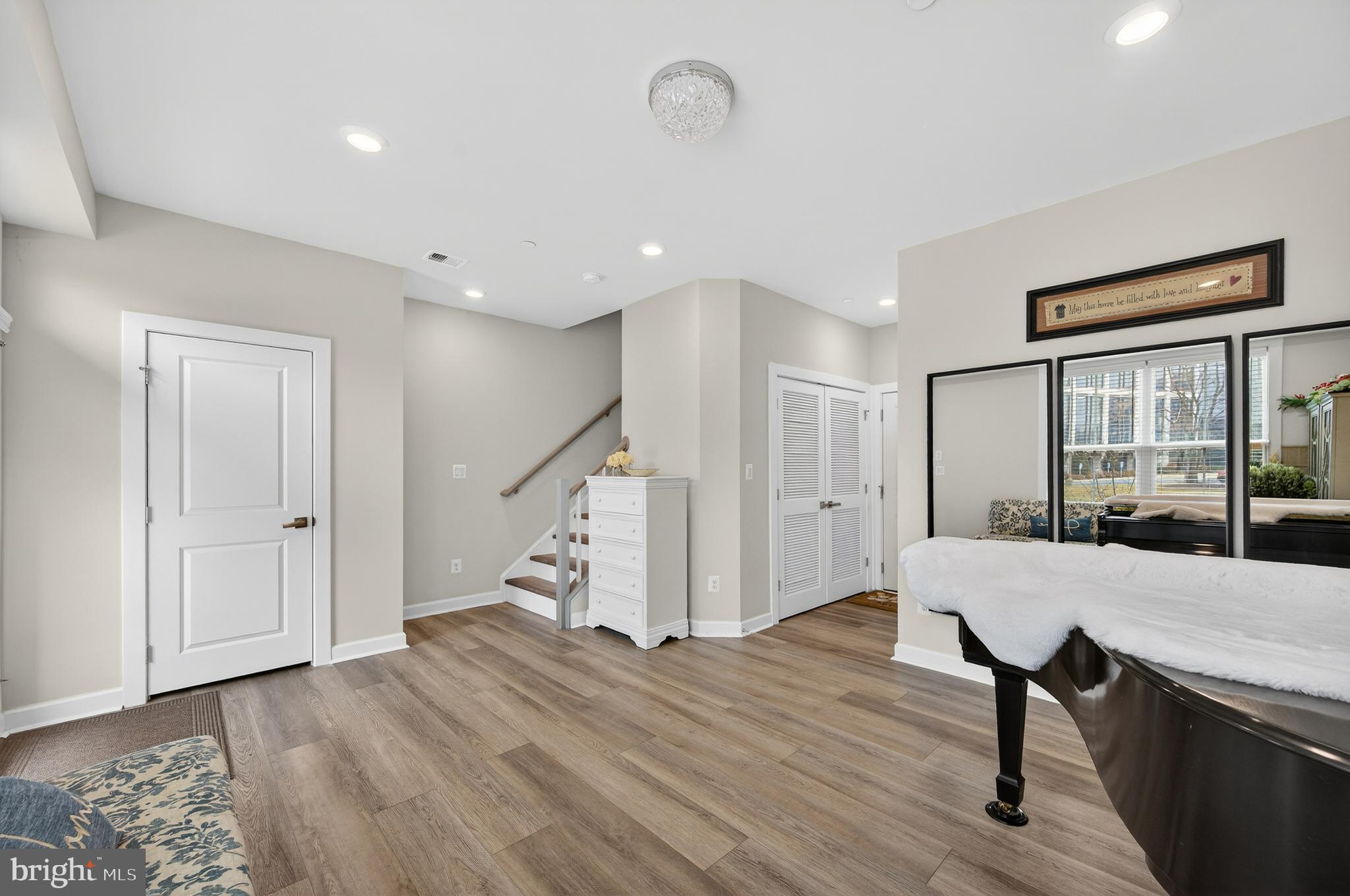 WOODLAND PARK - Residential