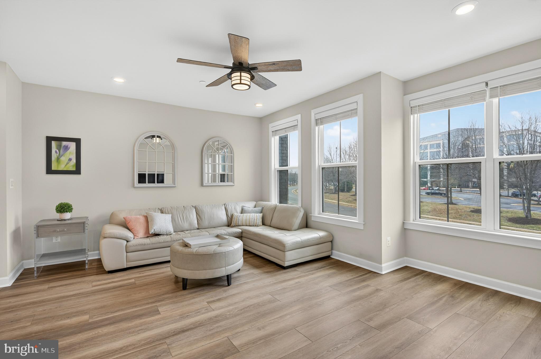 WOODLAND PARK - Residential