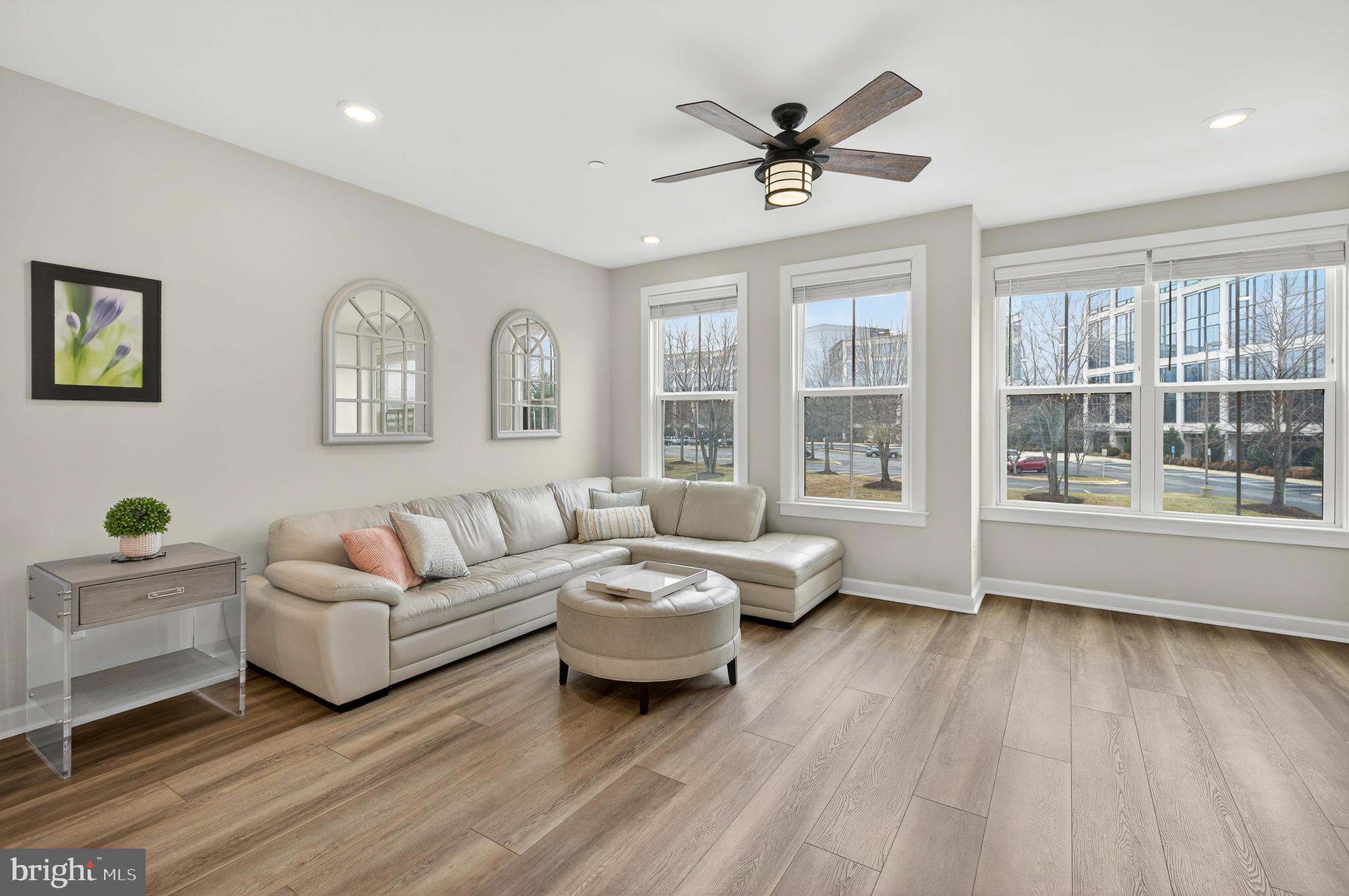 WOODLAND PARK - Residential