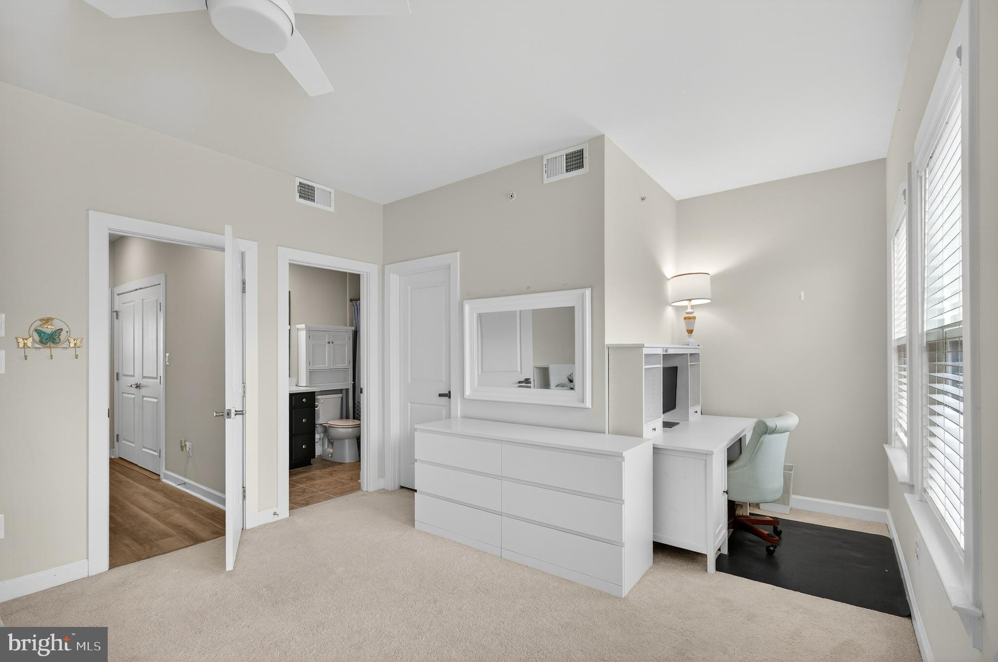 WOODLAND PARK - Residential