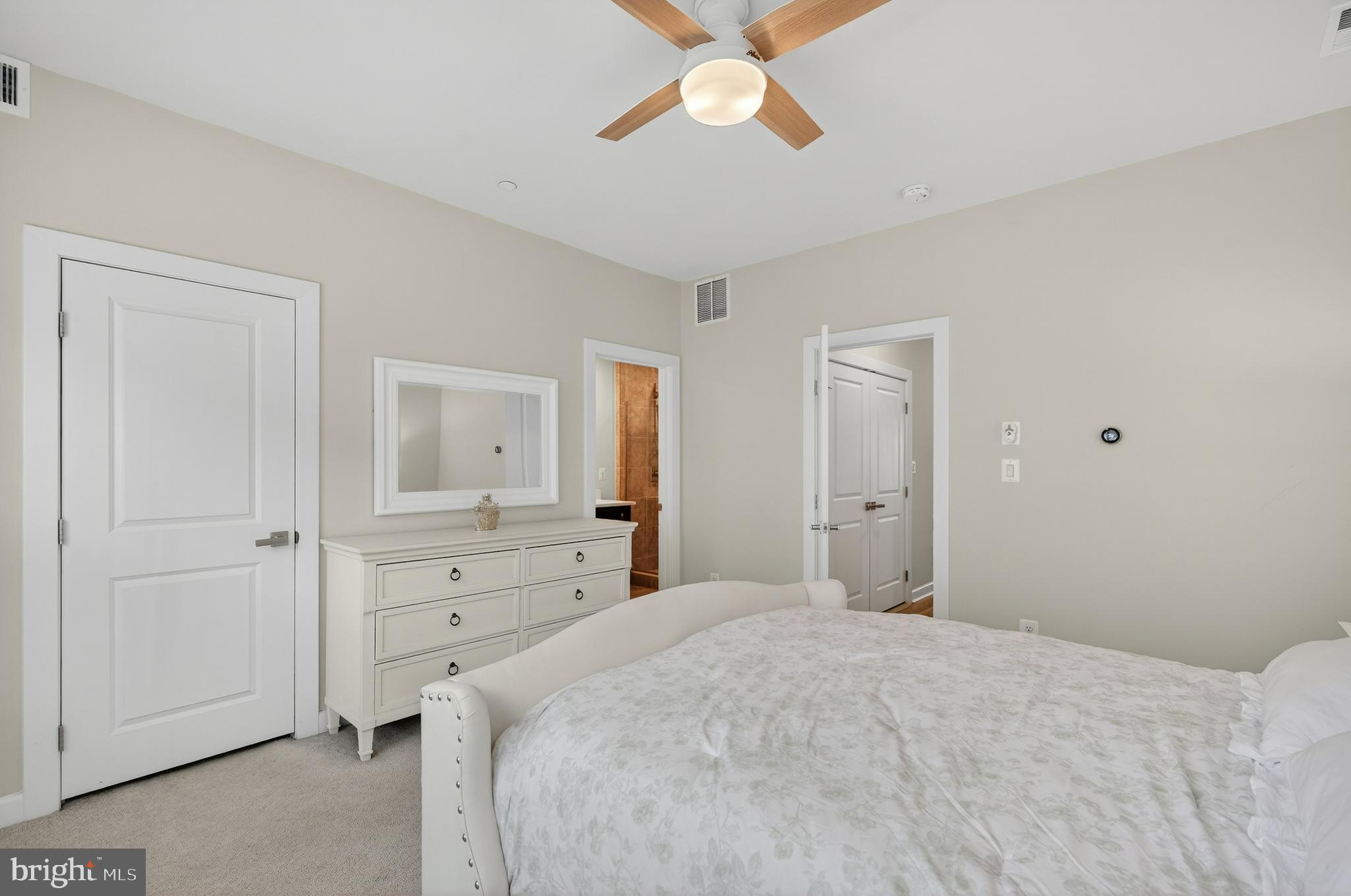 WOODLAND PARK - Residential