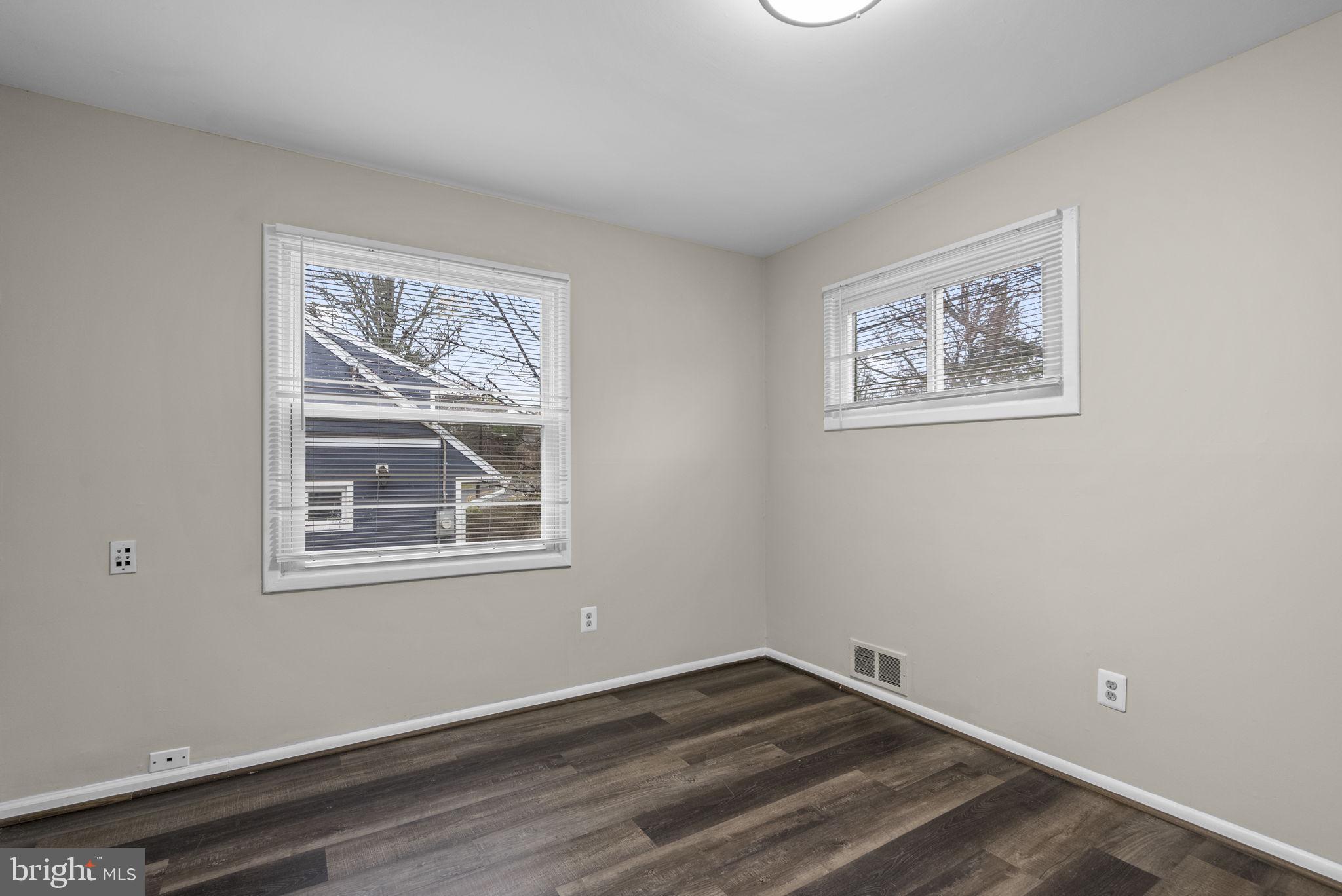 TWINBROOK - Residential