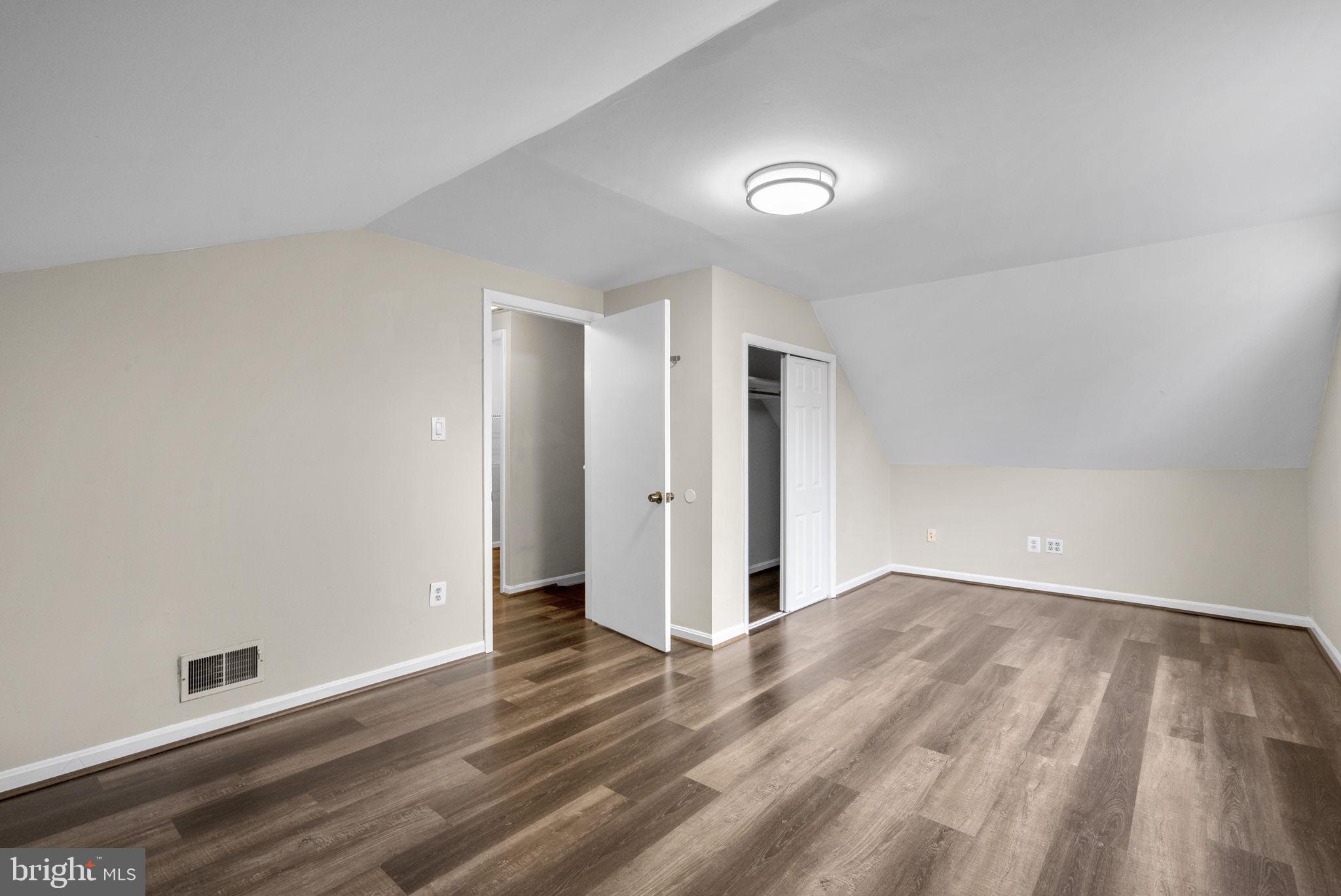 TWINBROOK - Residential