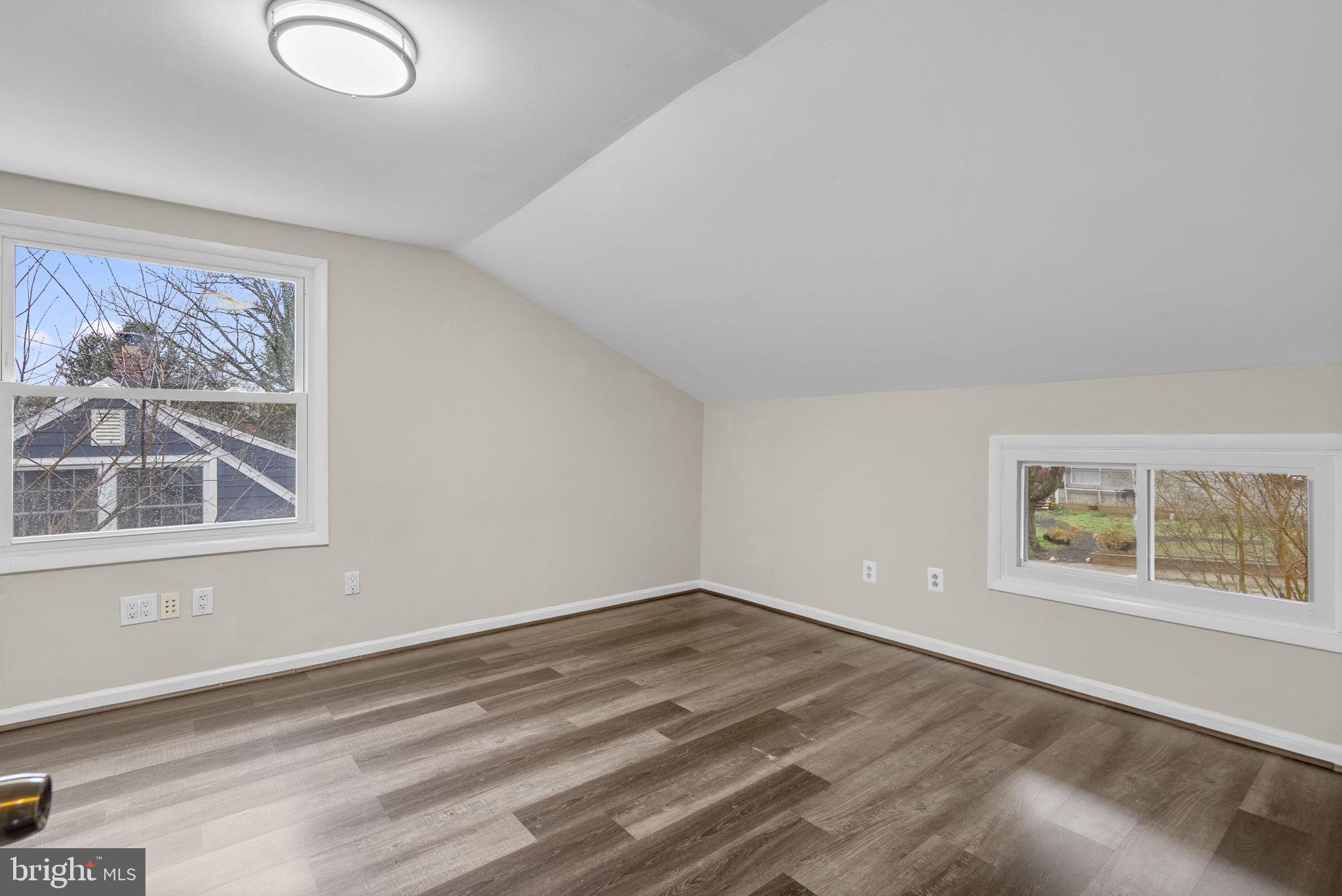 TWINBROOK - Residential