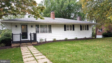 Homes For Sale - 131 Oak Street<br/> Centre County, MILLHEIM, PA 16854