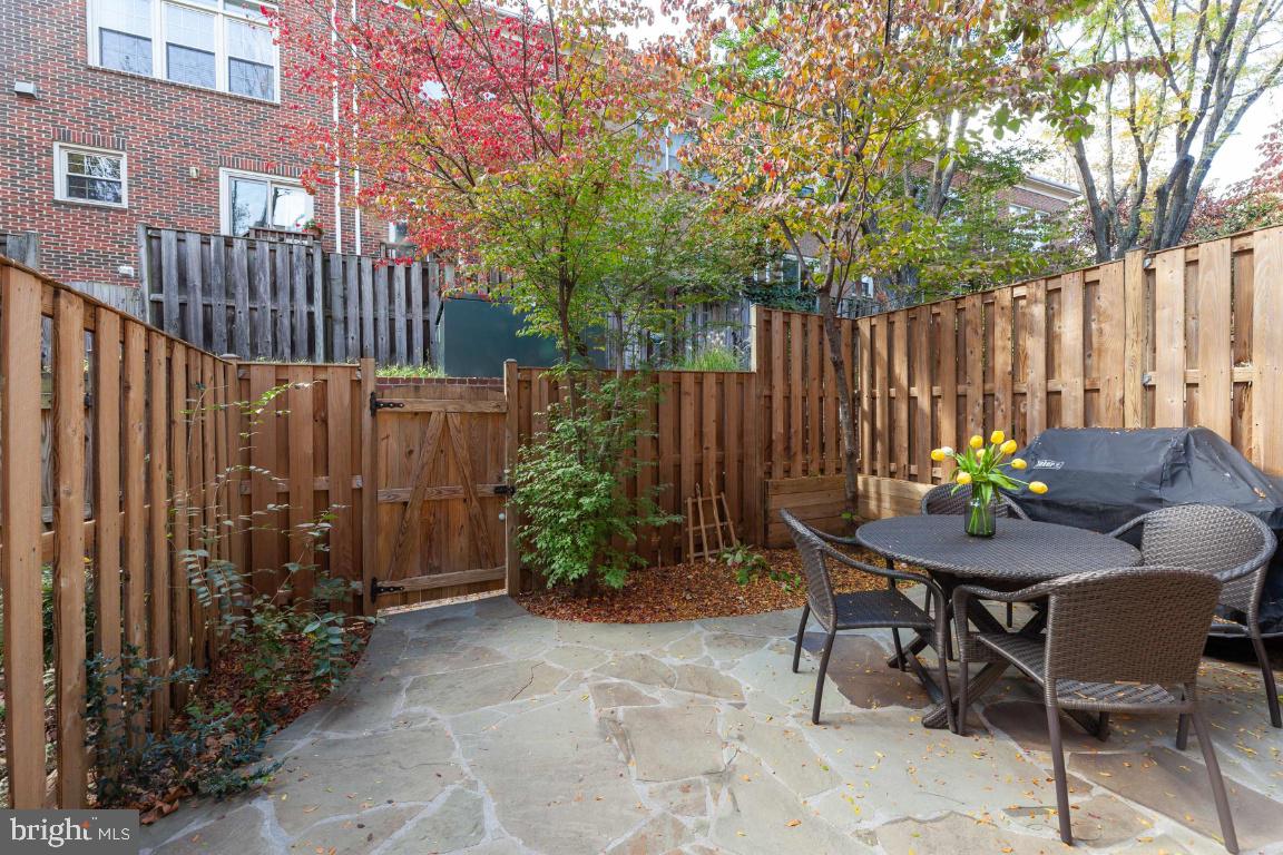 HIGHGATE - Residential