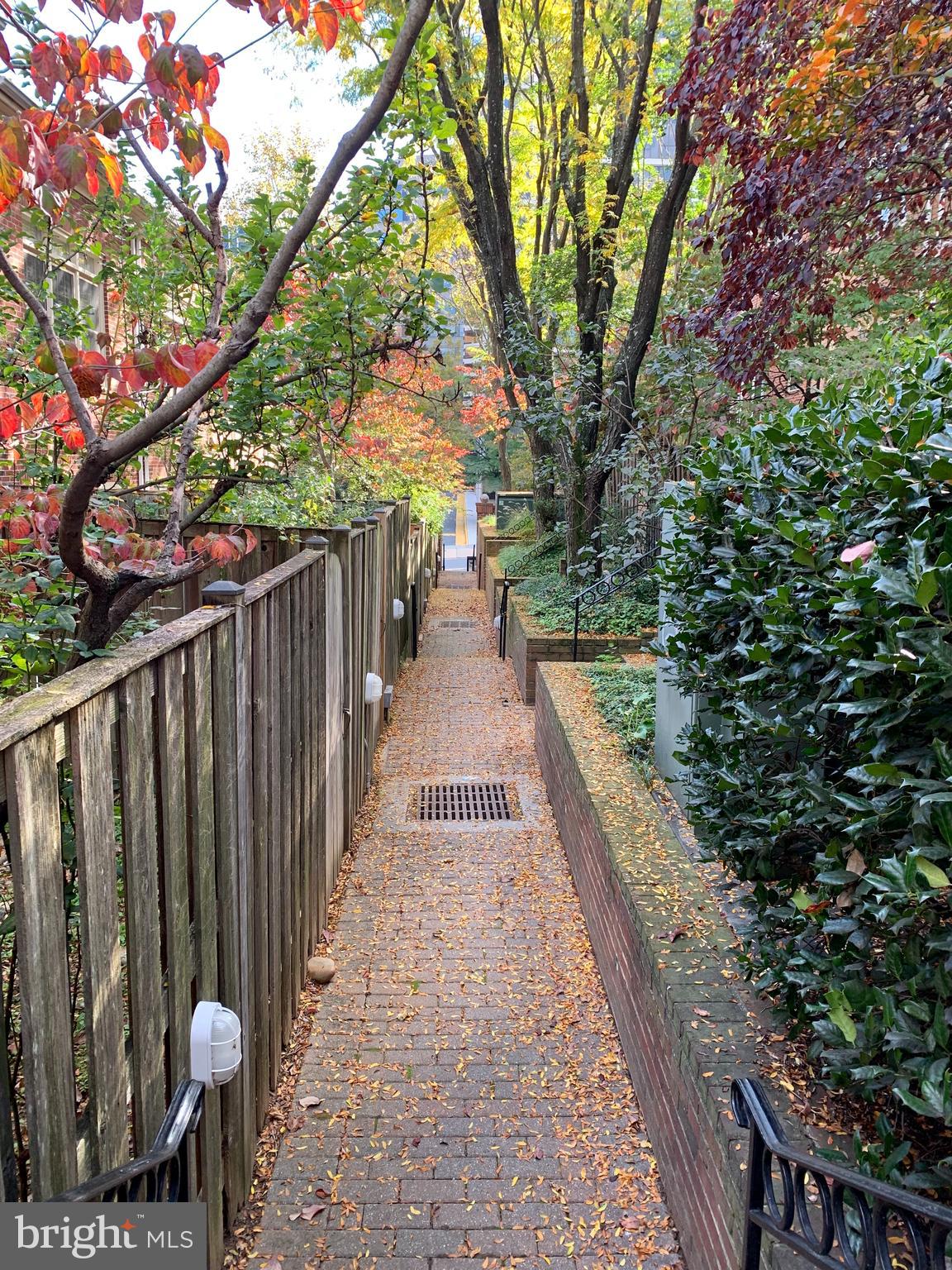 HIGHGATE - Residential