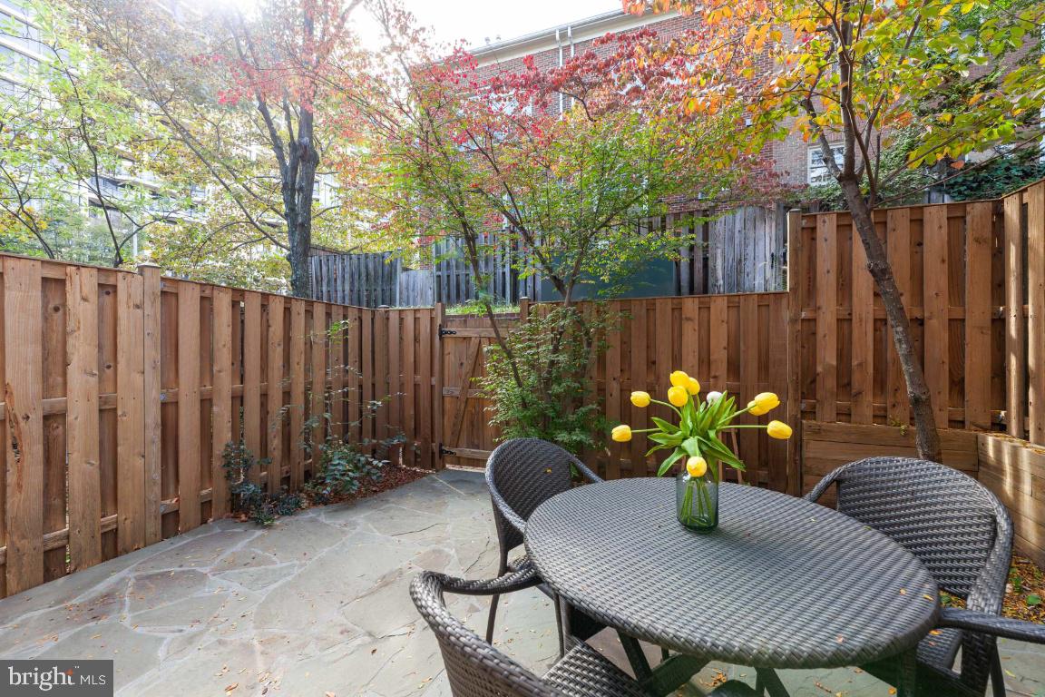 HIGHGATE - Residential