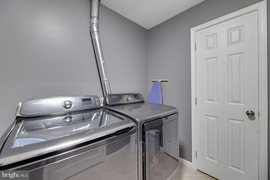 HIGHGATE - Residential