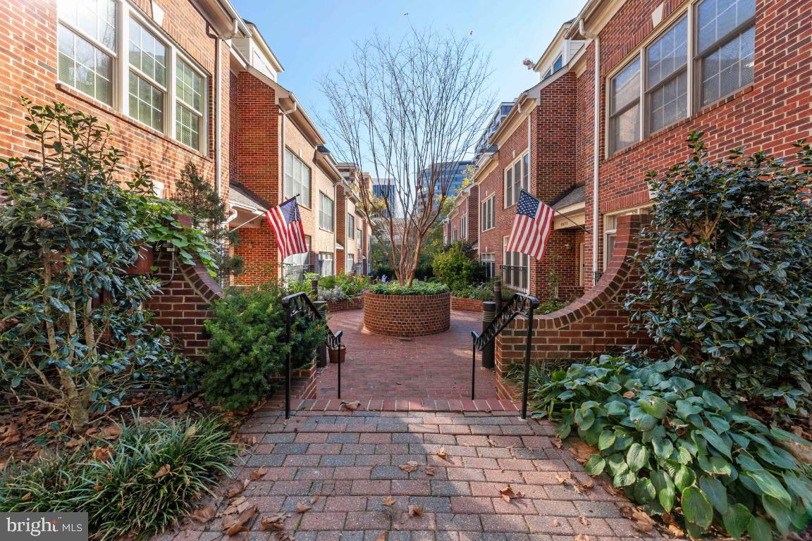 HIGHGATE - Residential