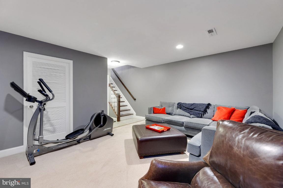 HIGHGATE - Residential