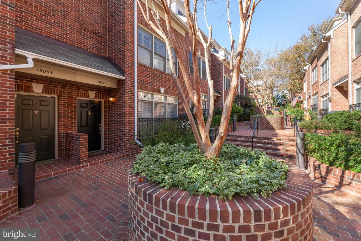 HIGHGATE - Residential