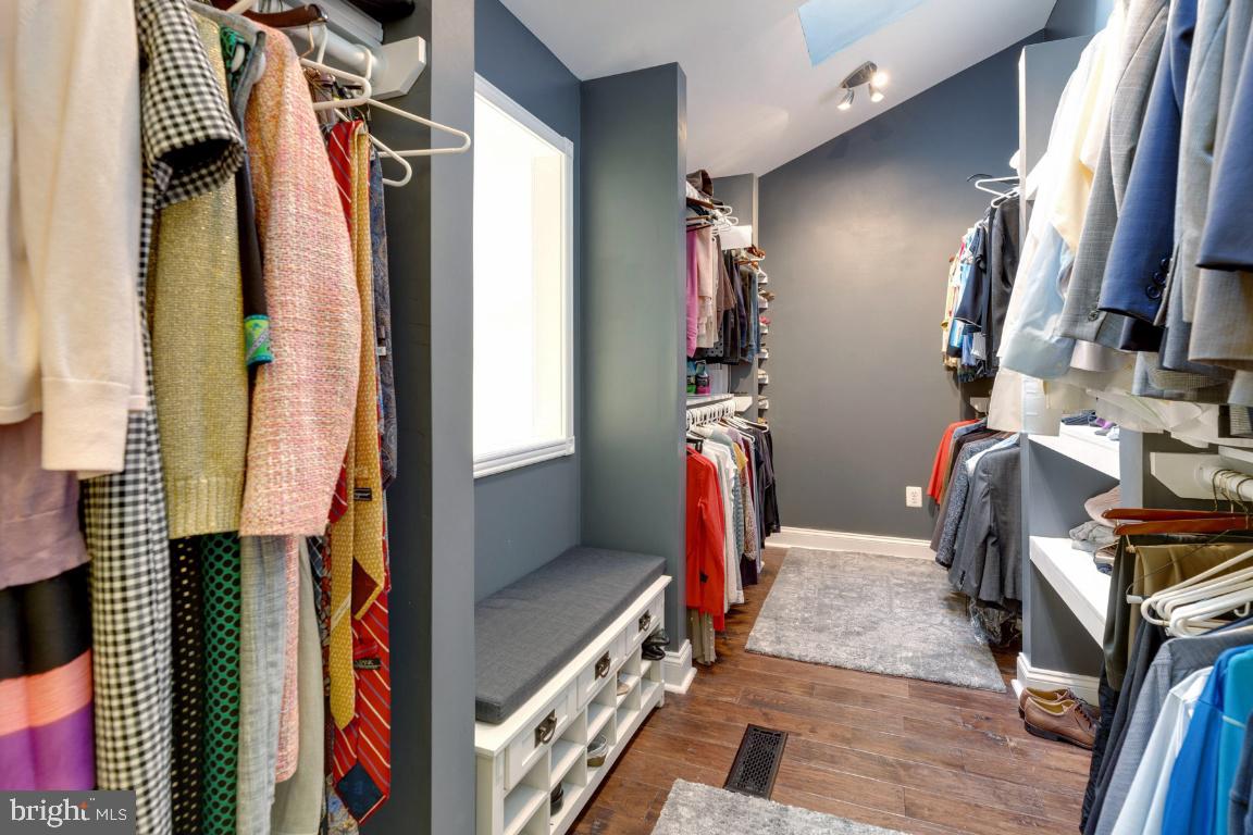 HIGHGATE - Residential