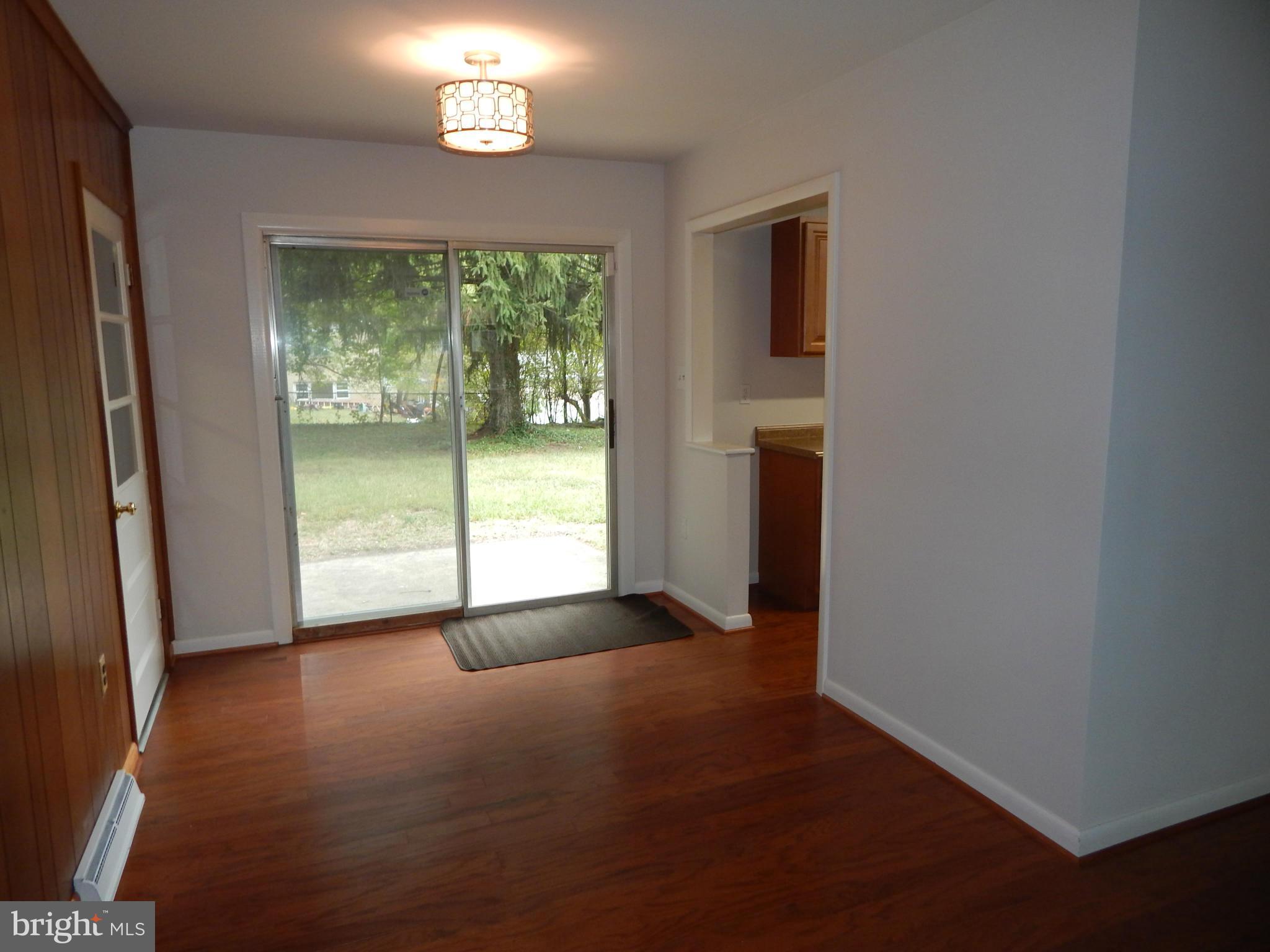 CRESTVIEW MANOR - Residential