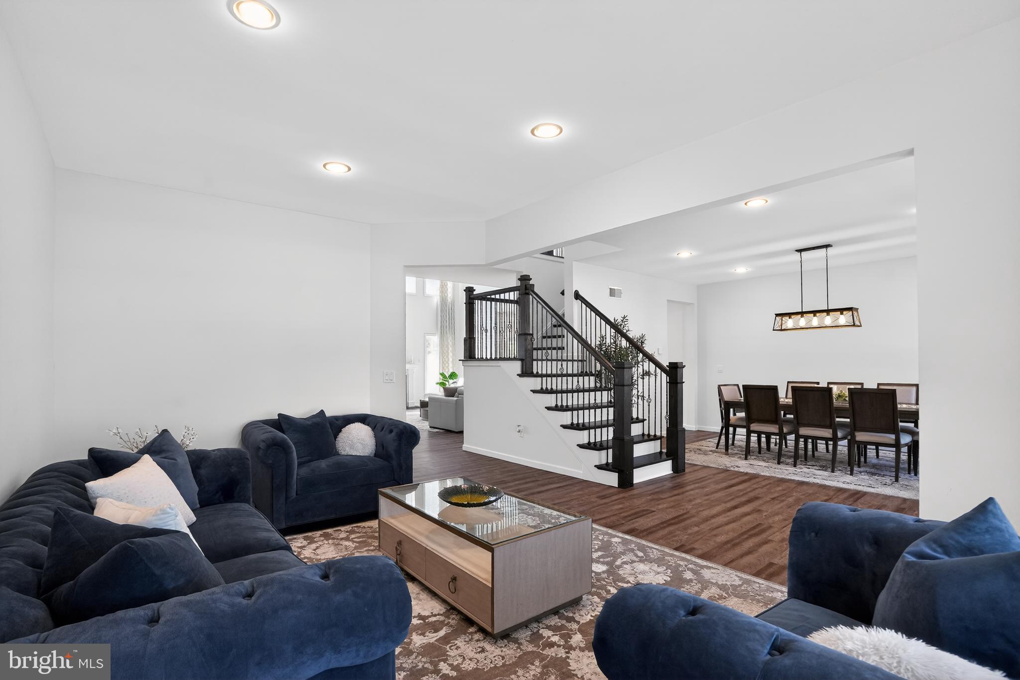 1059 SMYTH LANE