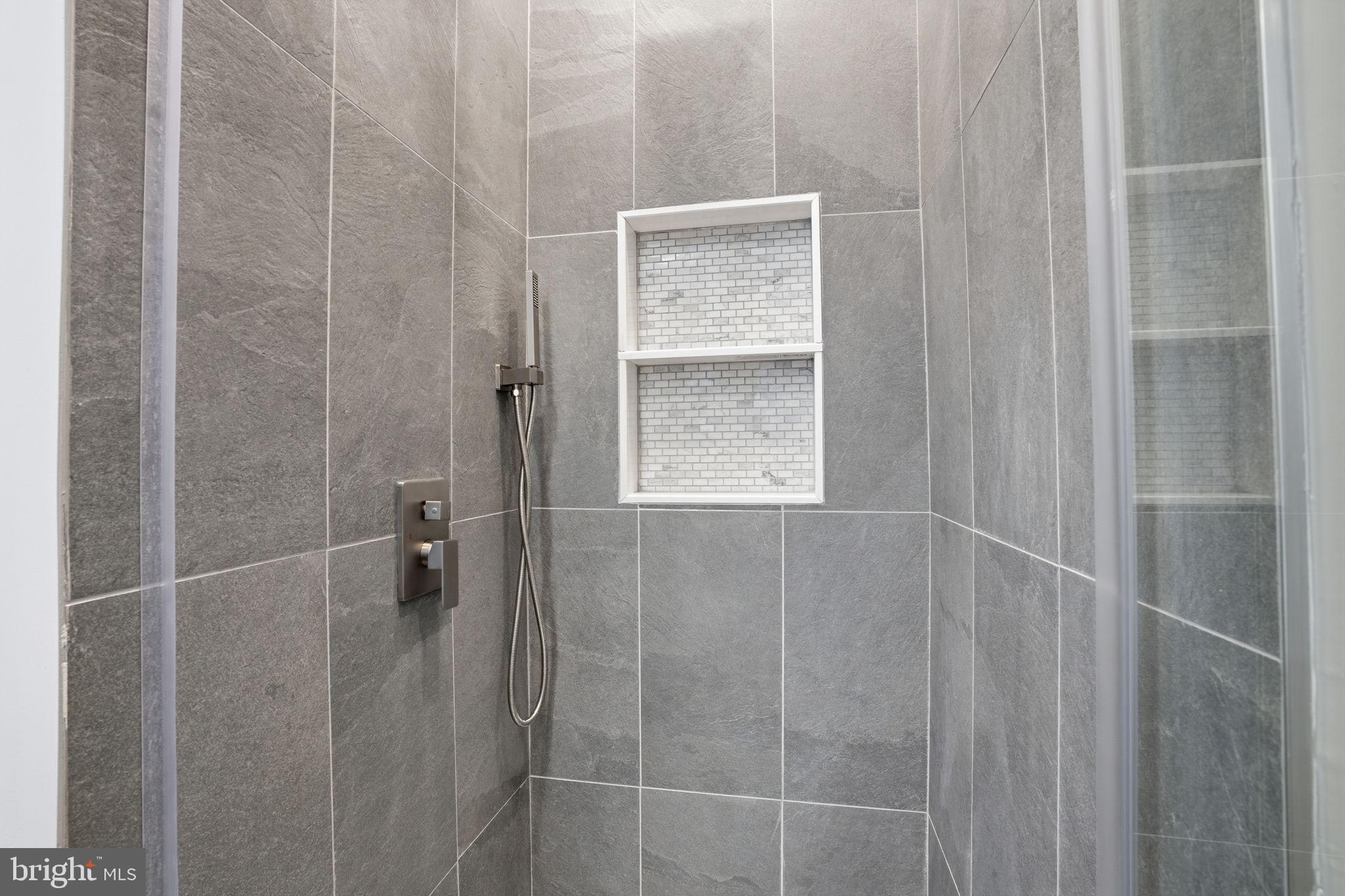 MANAYUNK - Residential